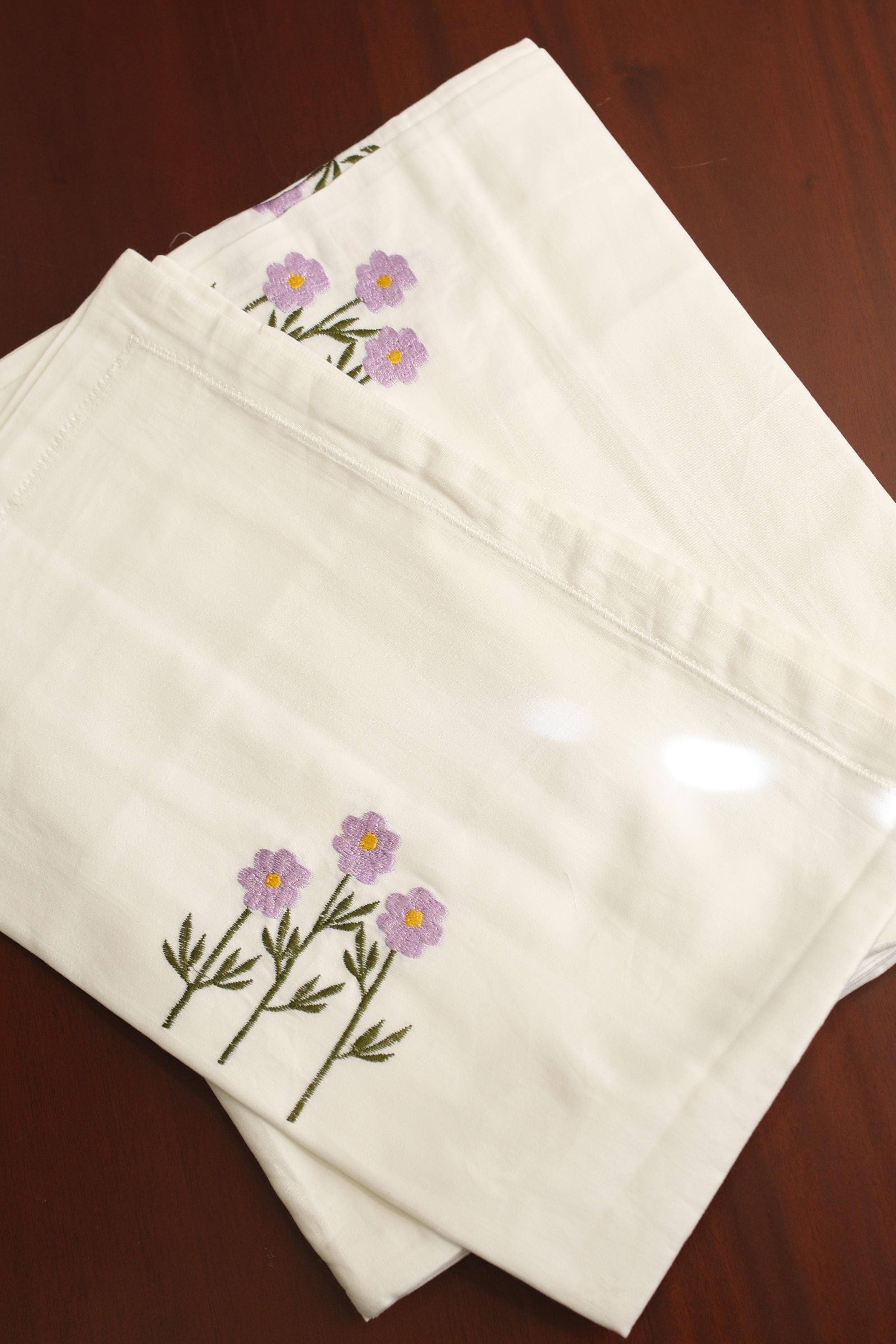 Bedsheets - single size premium machine embroidery bedsheets MES