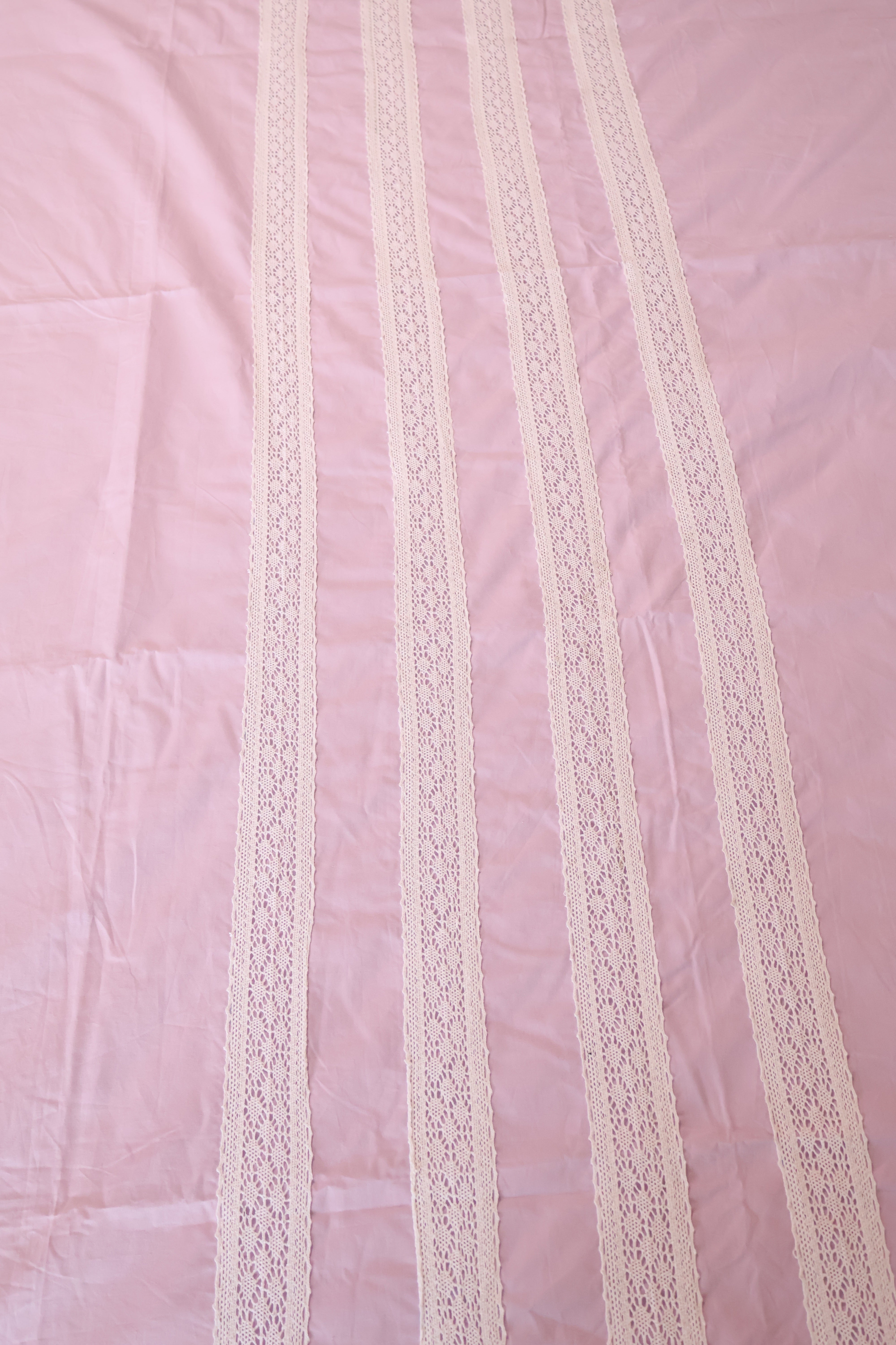 Bedsheets - Premium designer king bedsheets dd lace
