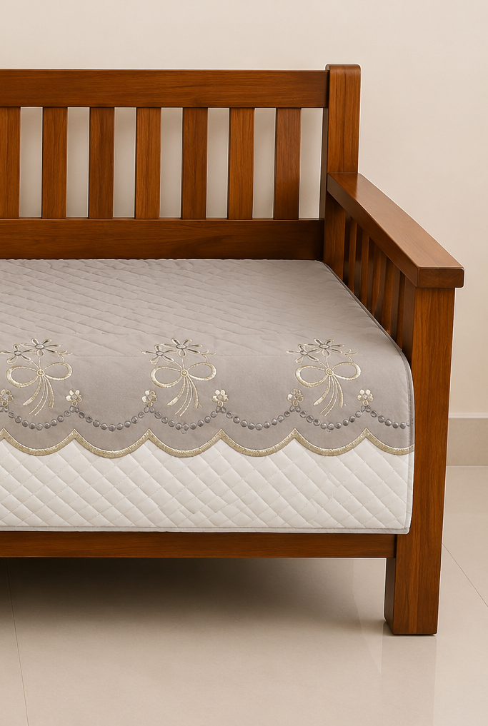 Sofa protector ( meter per) description colour 𝗔𝗻𝘁𝗶-𝗦𝗸𝗶𝗱