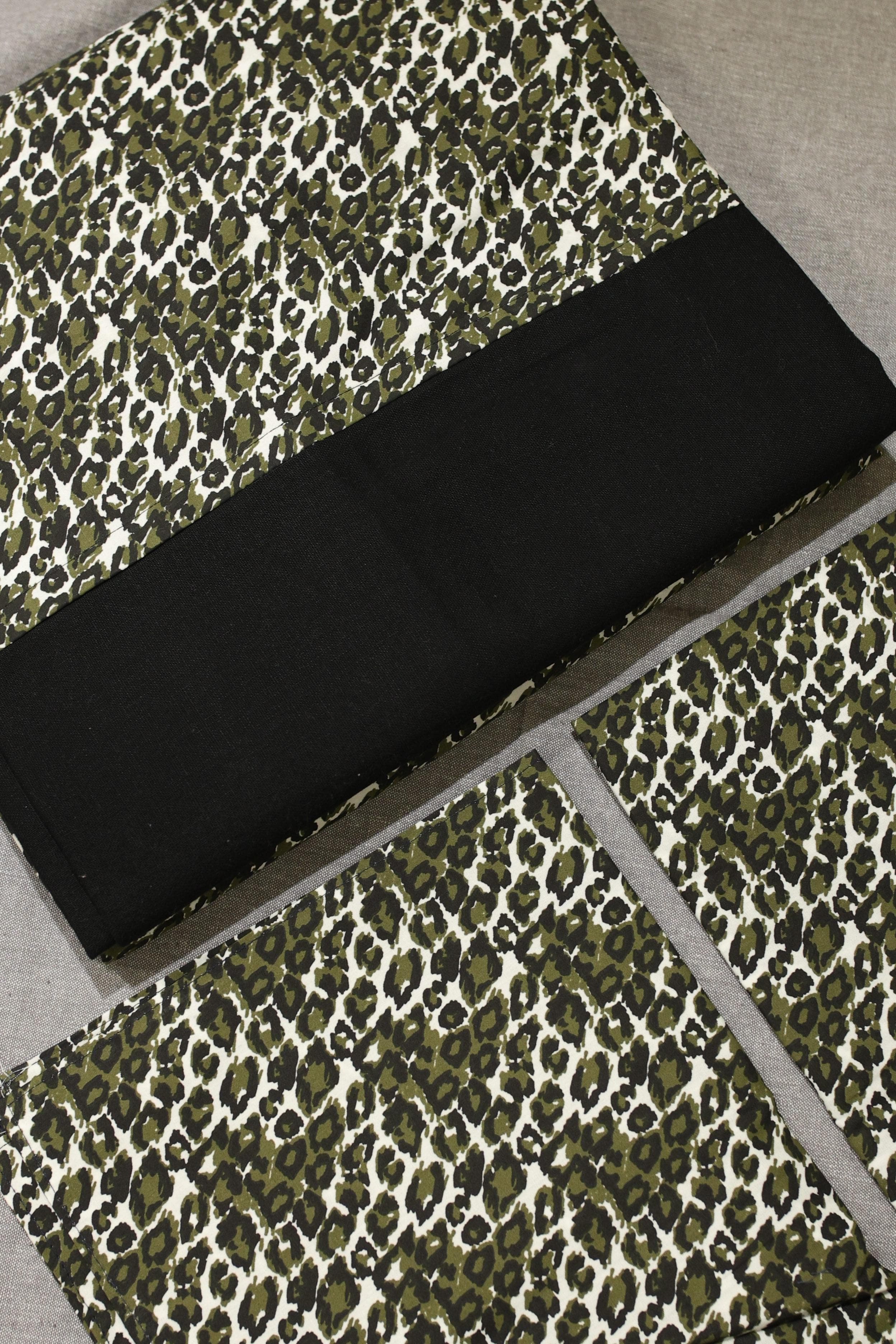 Bedsheets - King Daily use border bedsheets