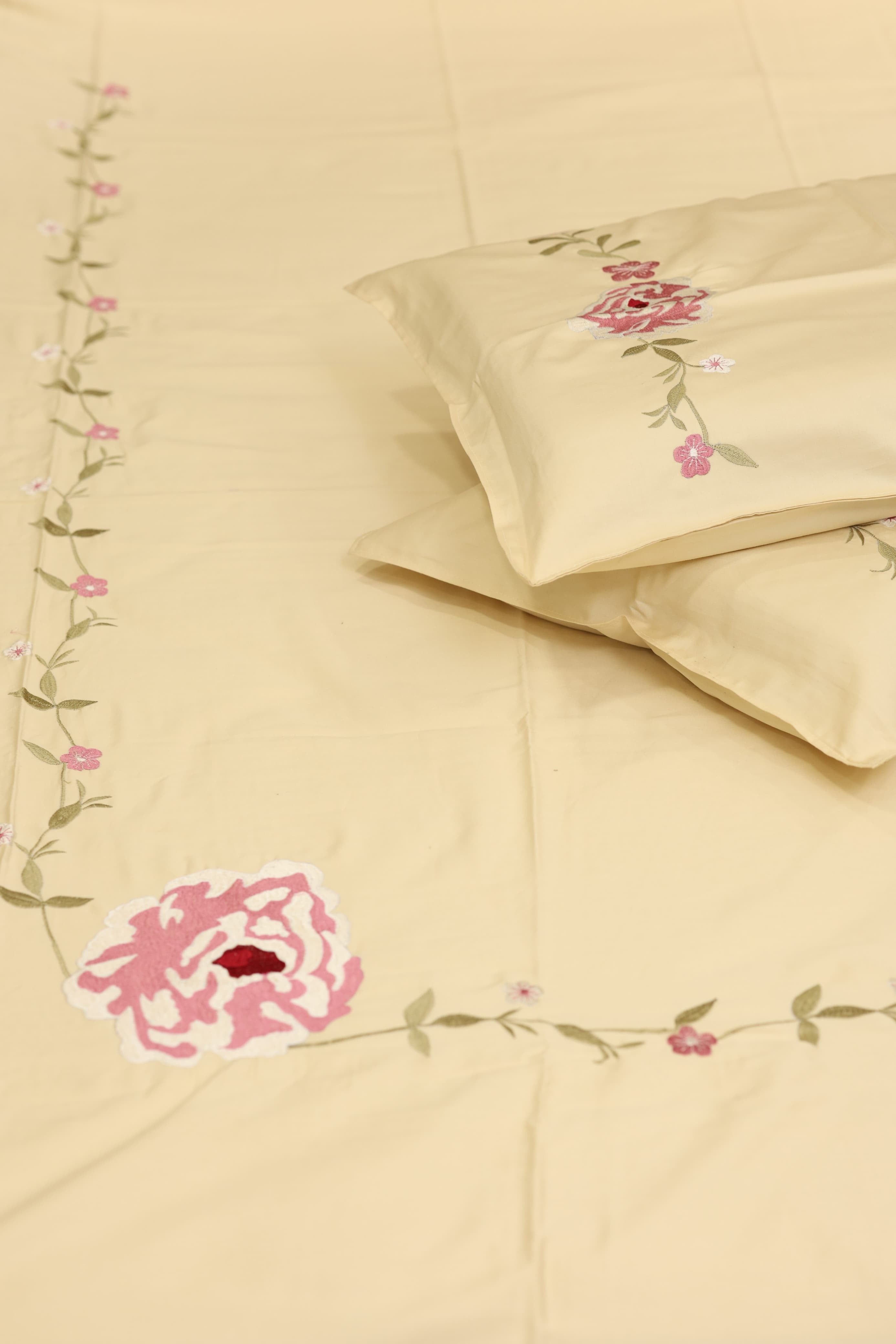 Bedsheets - King Premium Machine embroidery bedsheets MEK