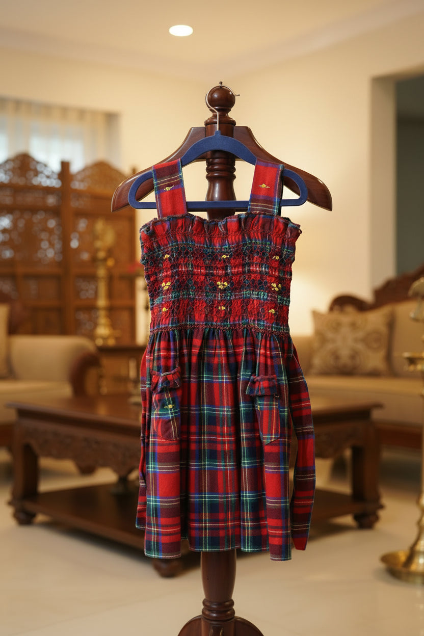Kids smocked dress 4-5 years