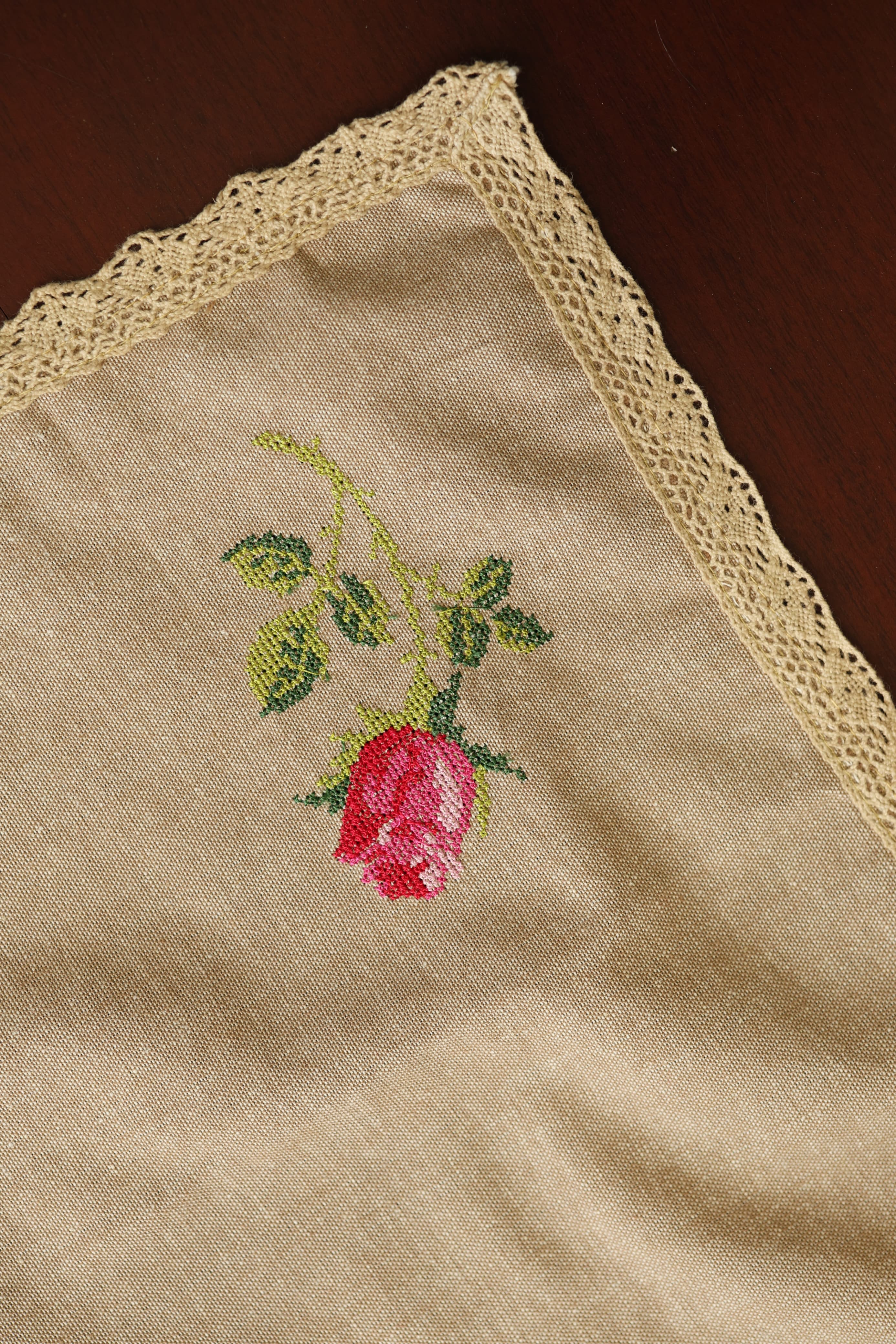 Table Runner - Cross Stitch Embroidery 6 Seater