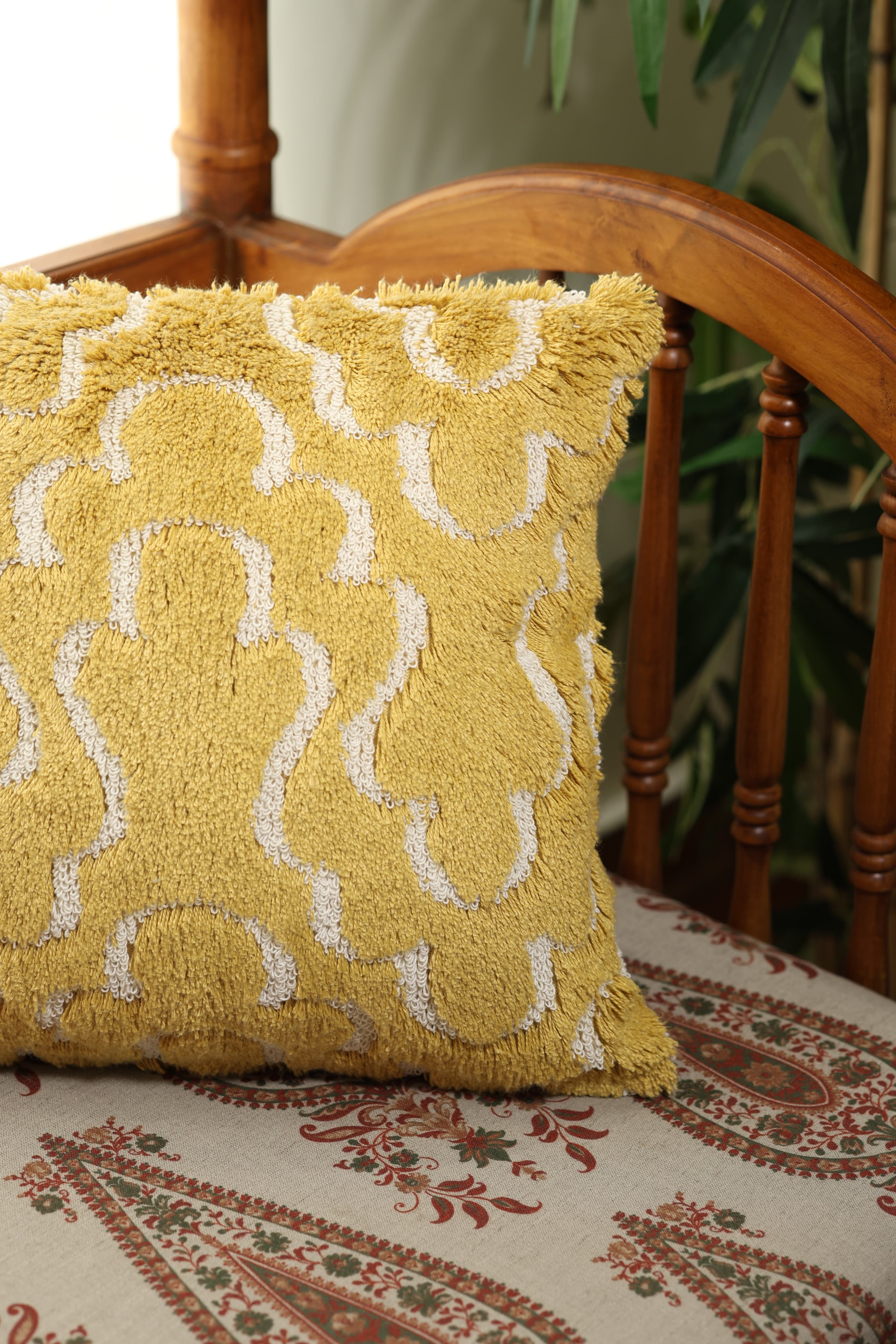 Yellow Tufted Geometric Pattern Cushion Cover