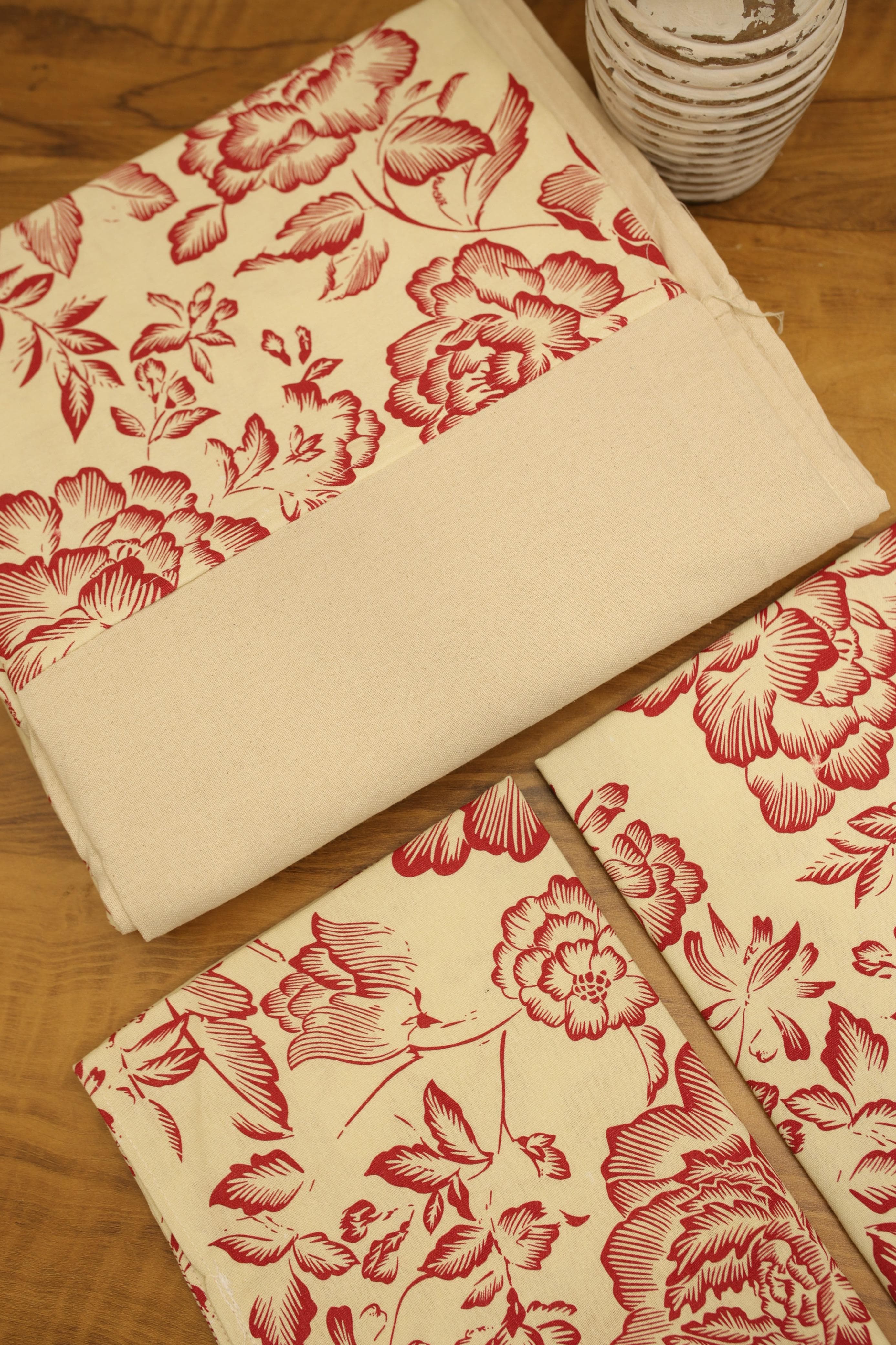 Bedsheets - King daily use border bedsheets