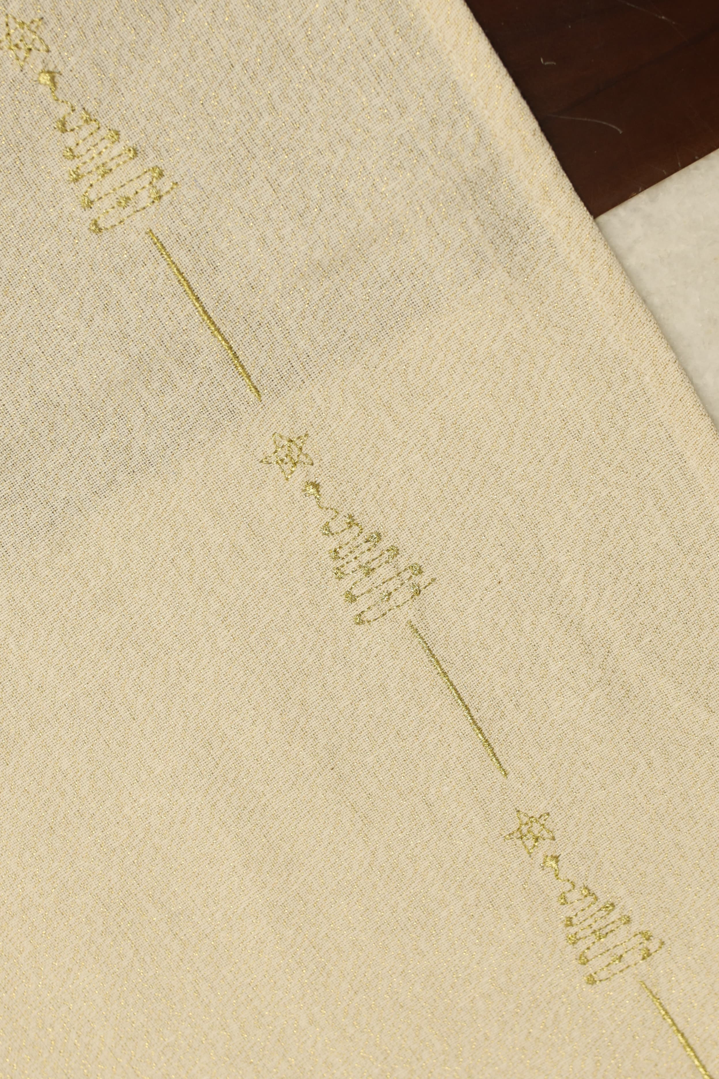 Table cloths - 6 seater Xmas edition