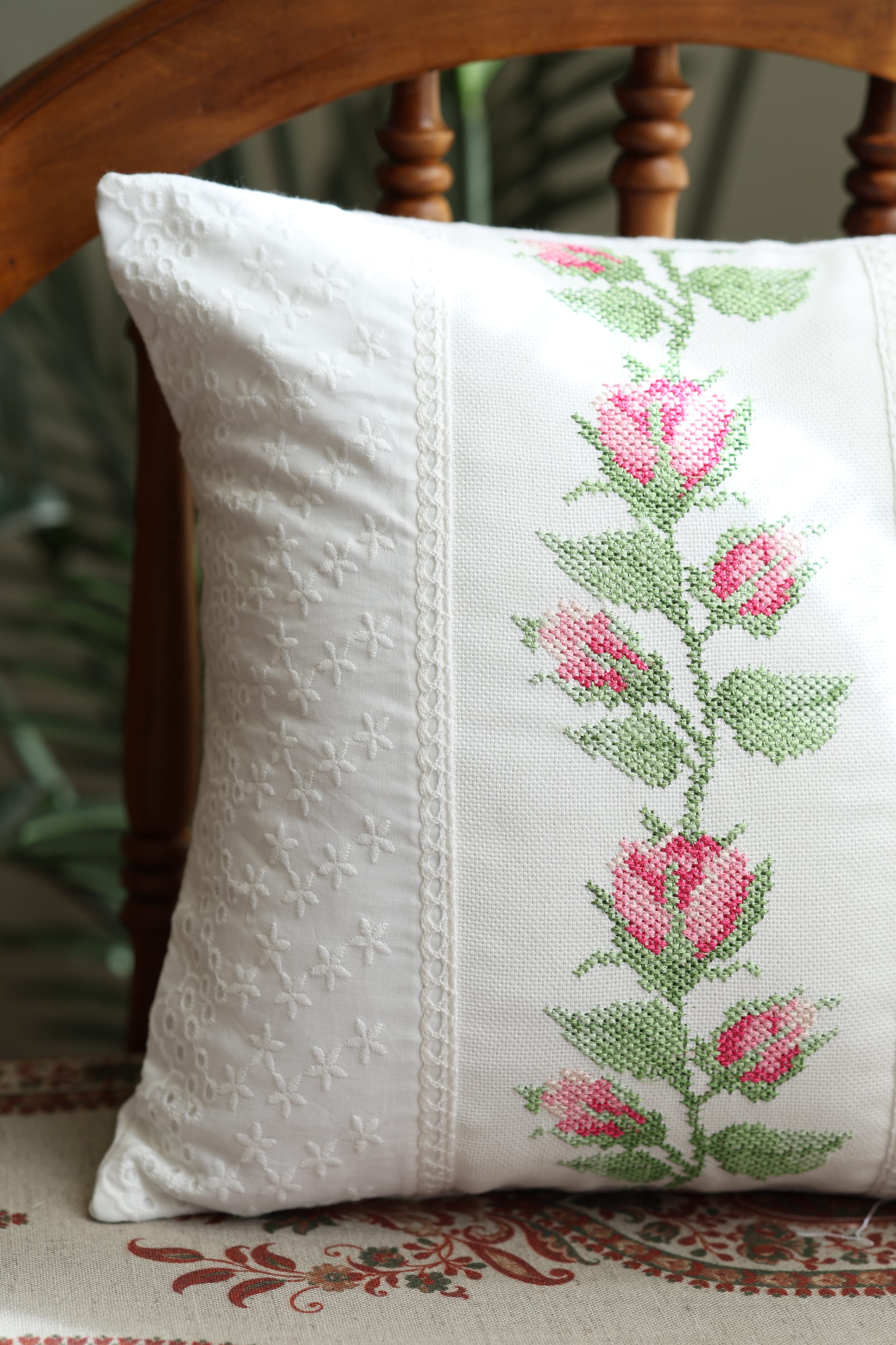 Cushion covers - 12*12 inches cross stitch embroidery