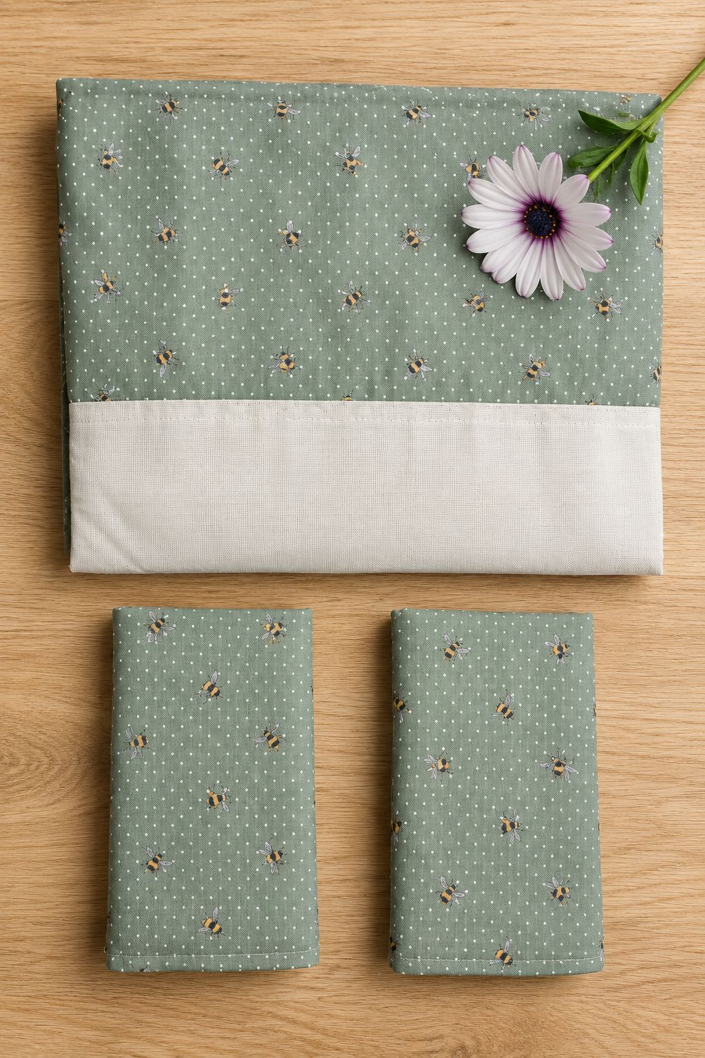 Bedsheets-Queen daily use border bedsheets