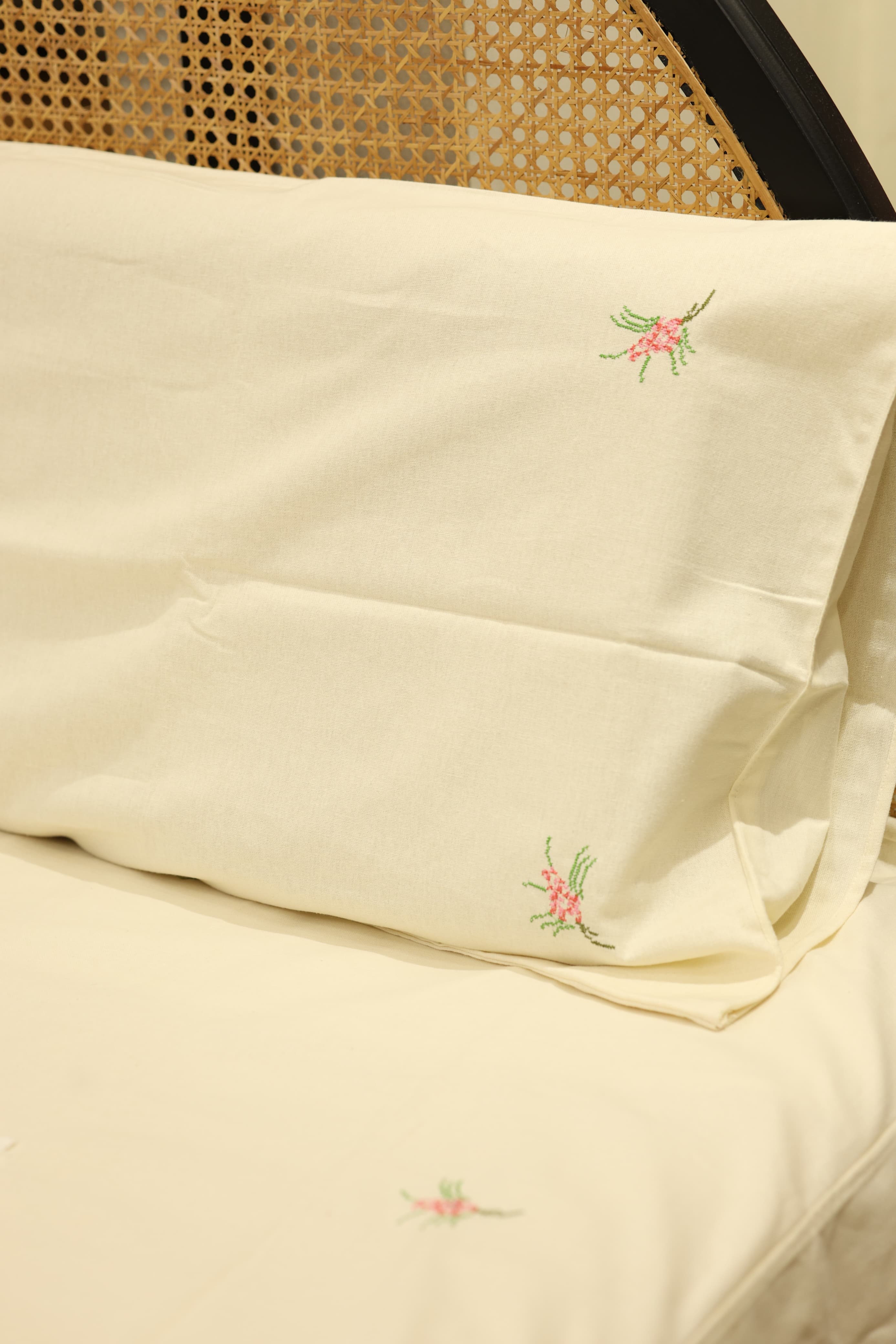 Premium Cross stitch Embroidery Cotton King Size Bedspread Set