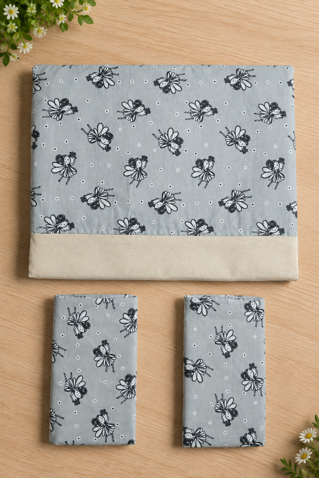Bedsheets-Queen daily use border bedsheets