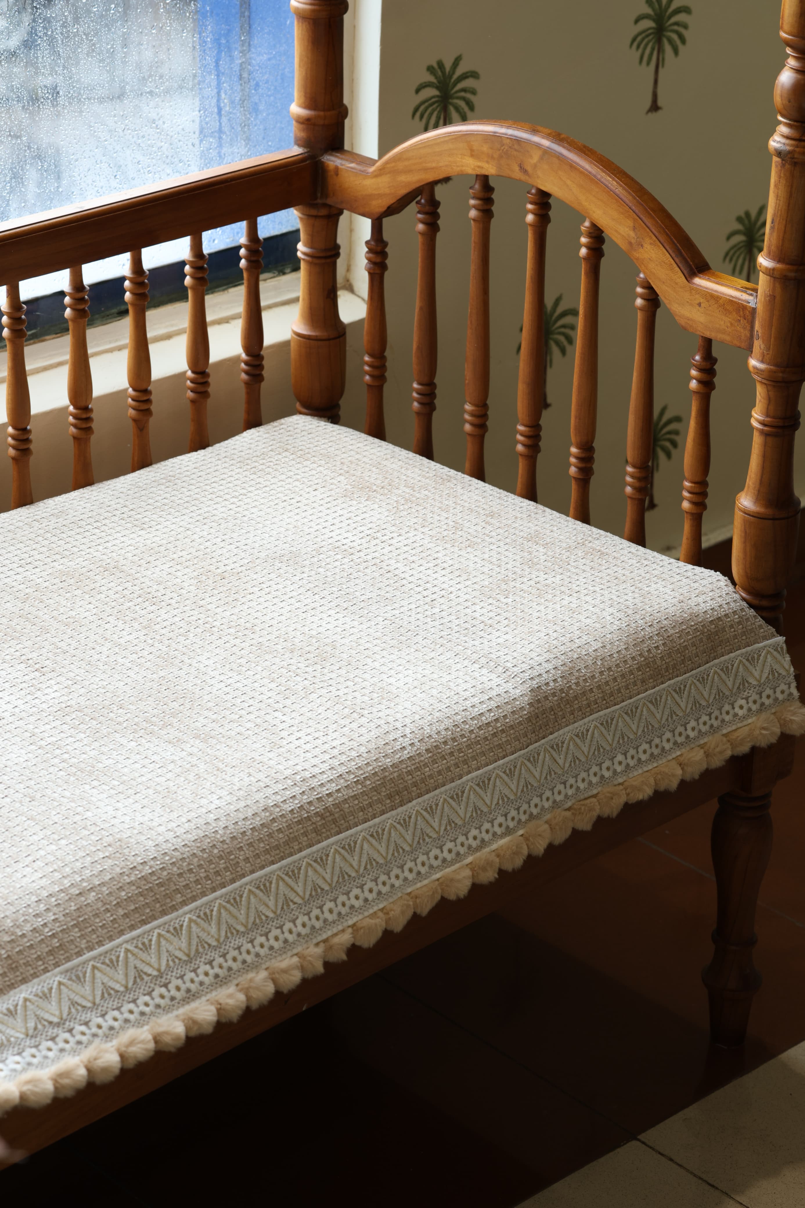 Sofa protector -  description