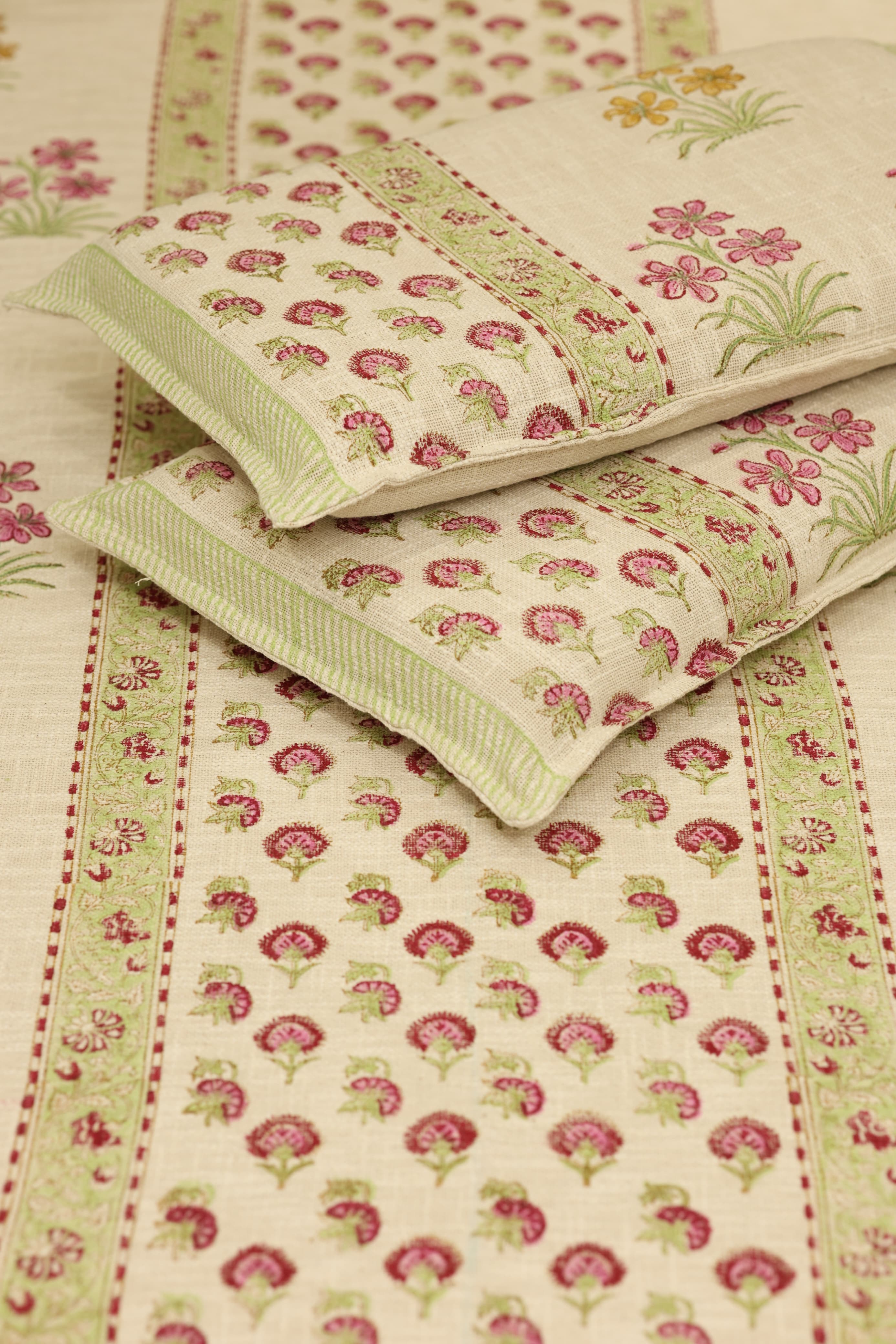 Spread : Handblock Jute Bedspread