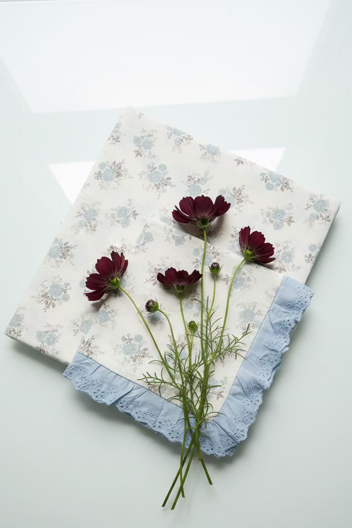 Bedsheets - Premium King soft cotton lace bedsheets majestic