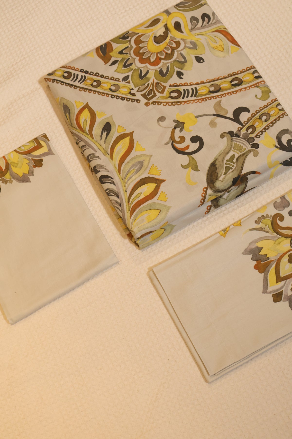 Bedsheets-Premium queen soft cotton bedsheets screen print