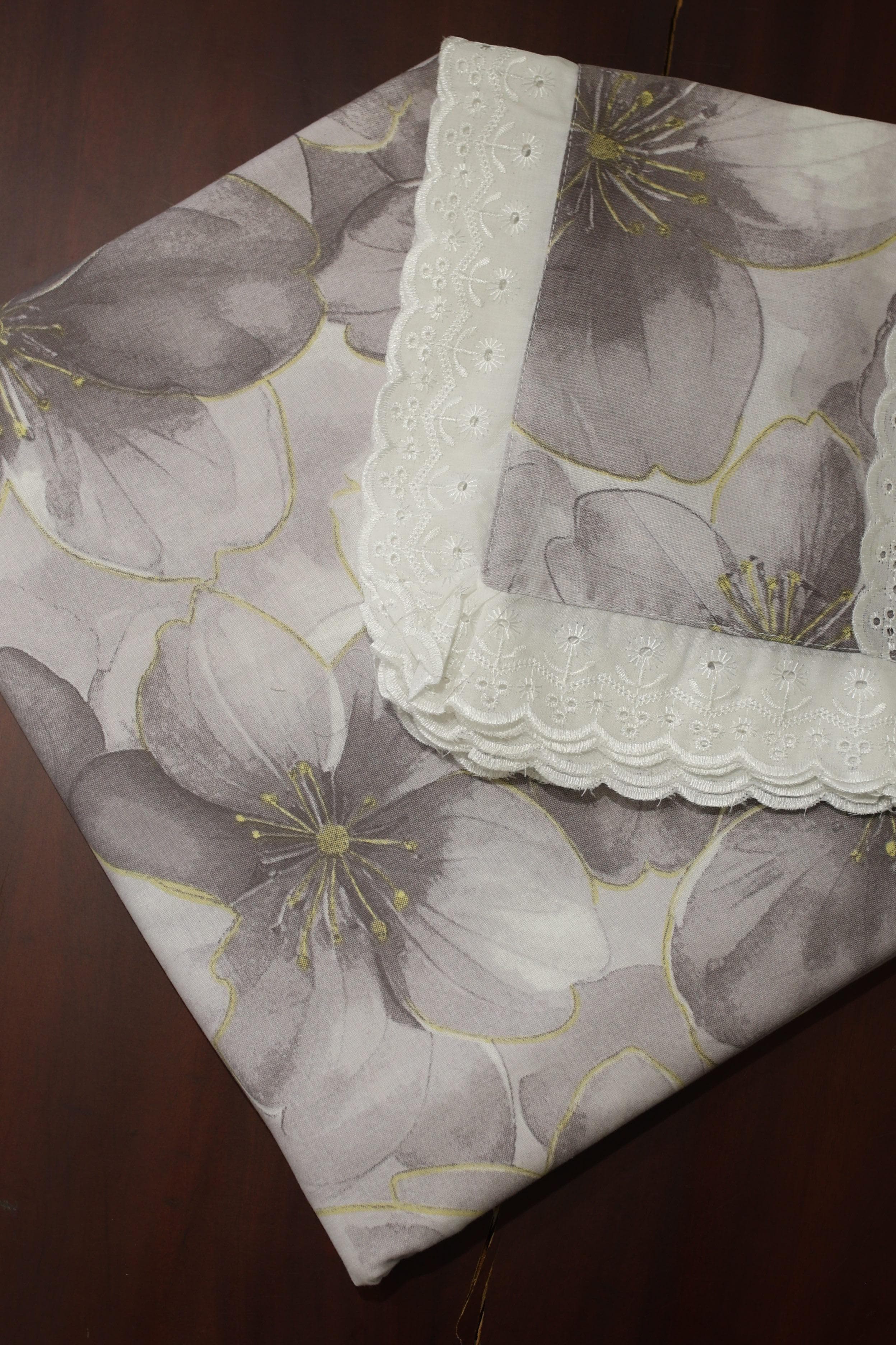 Bedsheets - Queen soft cotton lace bedsheets flora & lace
