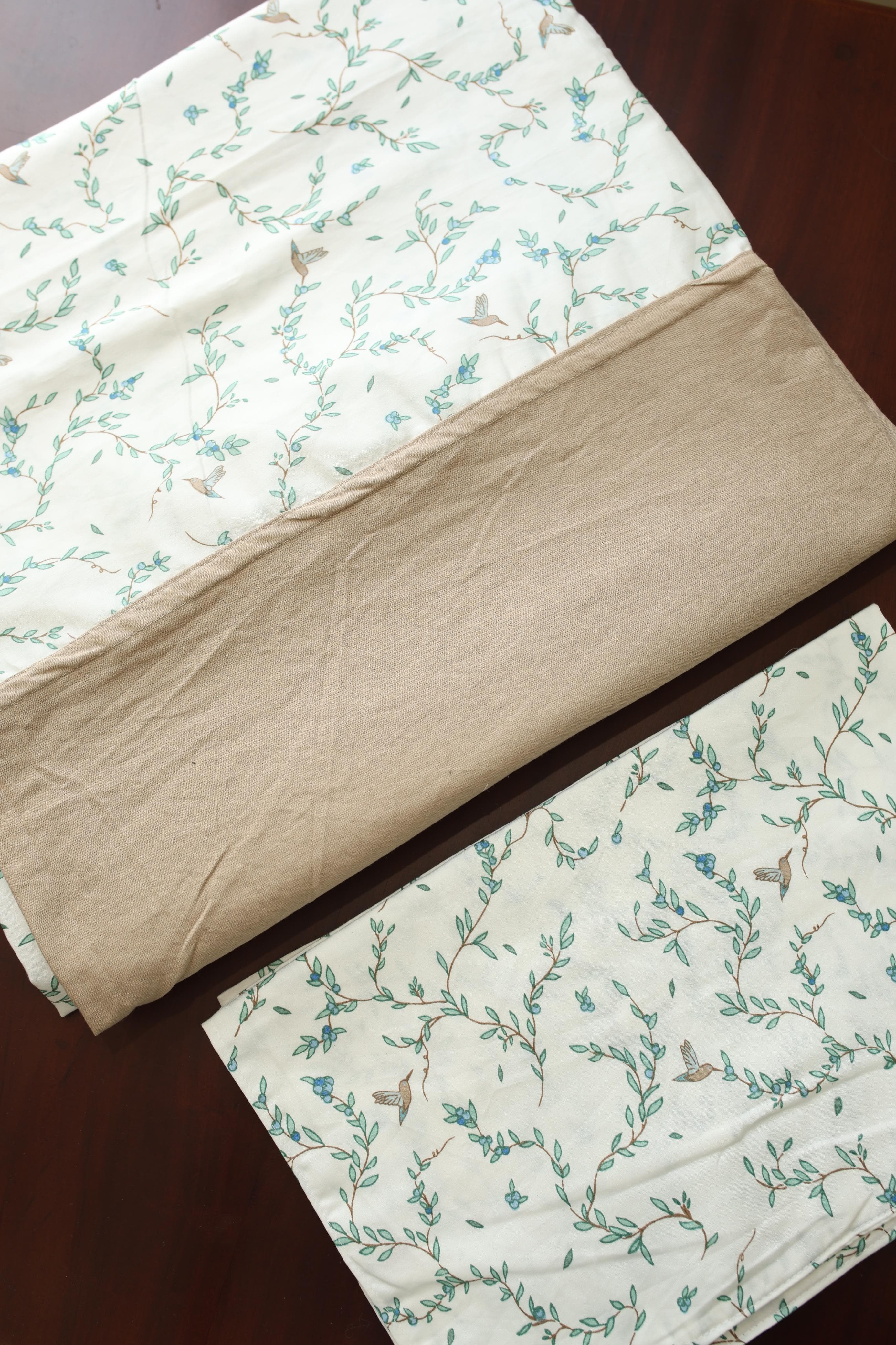 Bedsheets - Queen daily use border bedsheets