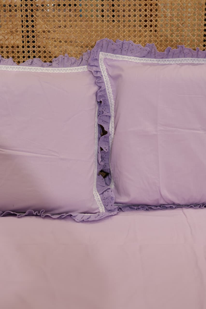 Bedsheets - Premium designer Queen bedsheets dd lace