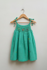 Kids smocked dress 6-10 months