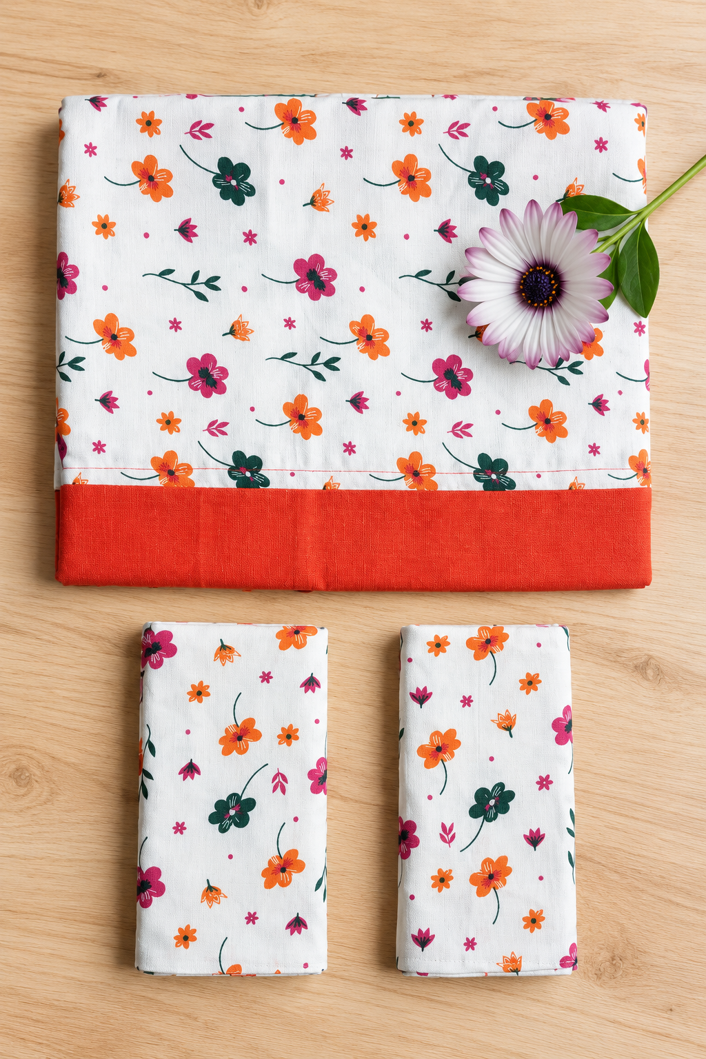 Bedsheets-Queen daily use border bedsheets