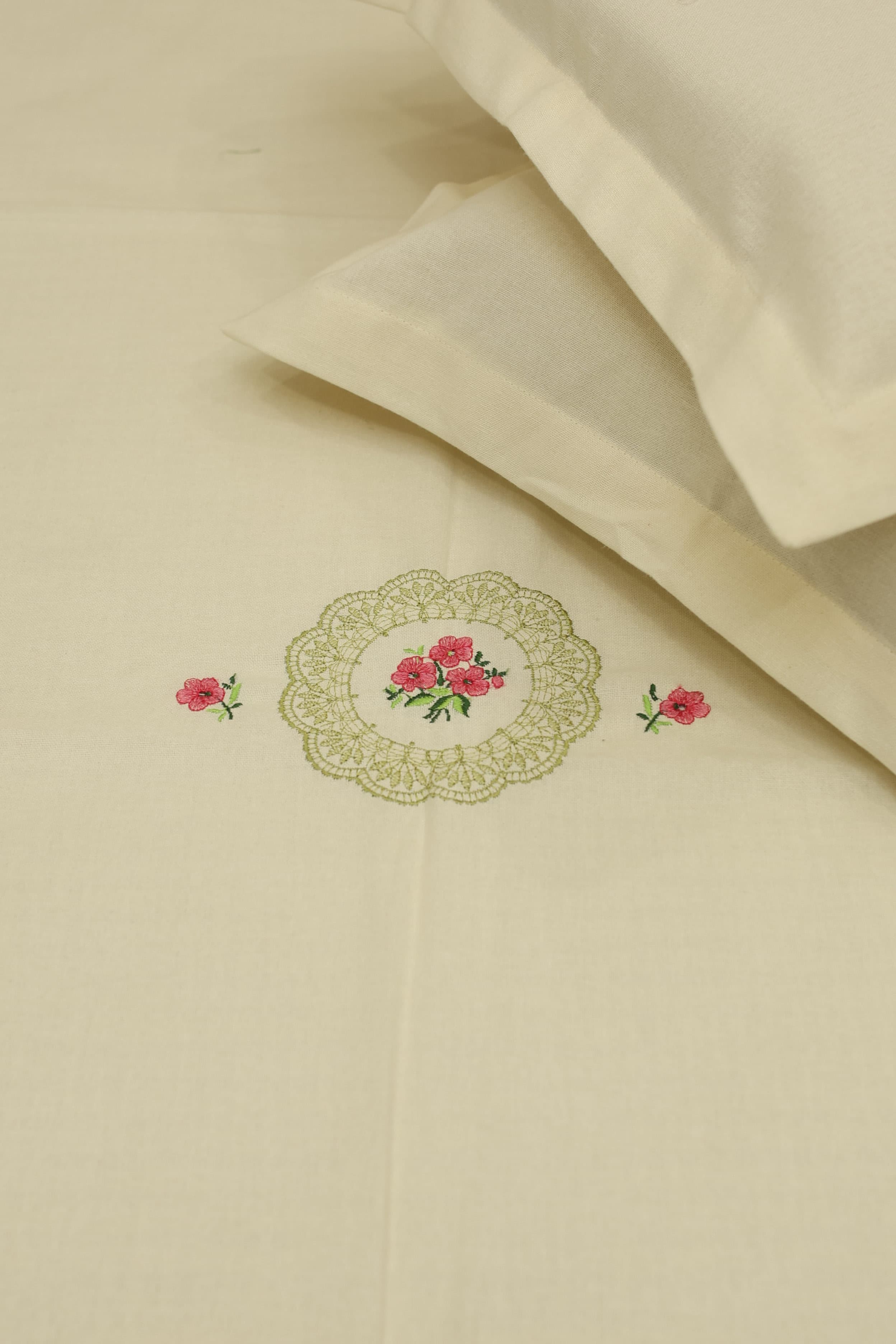 Bedsheets - Queen Premium machine embroidery bedspread off white base
