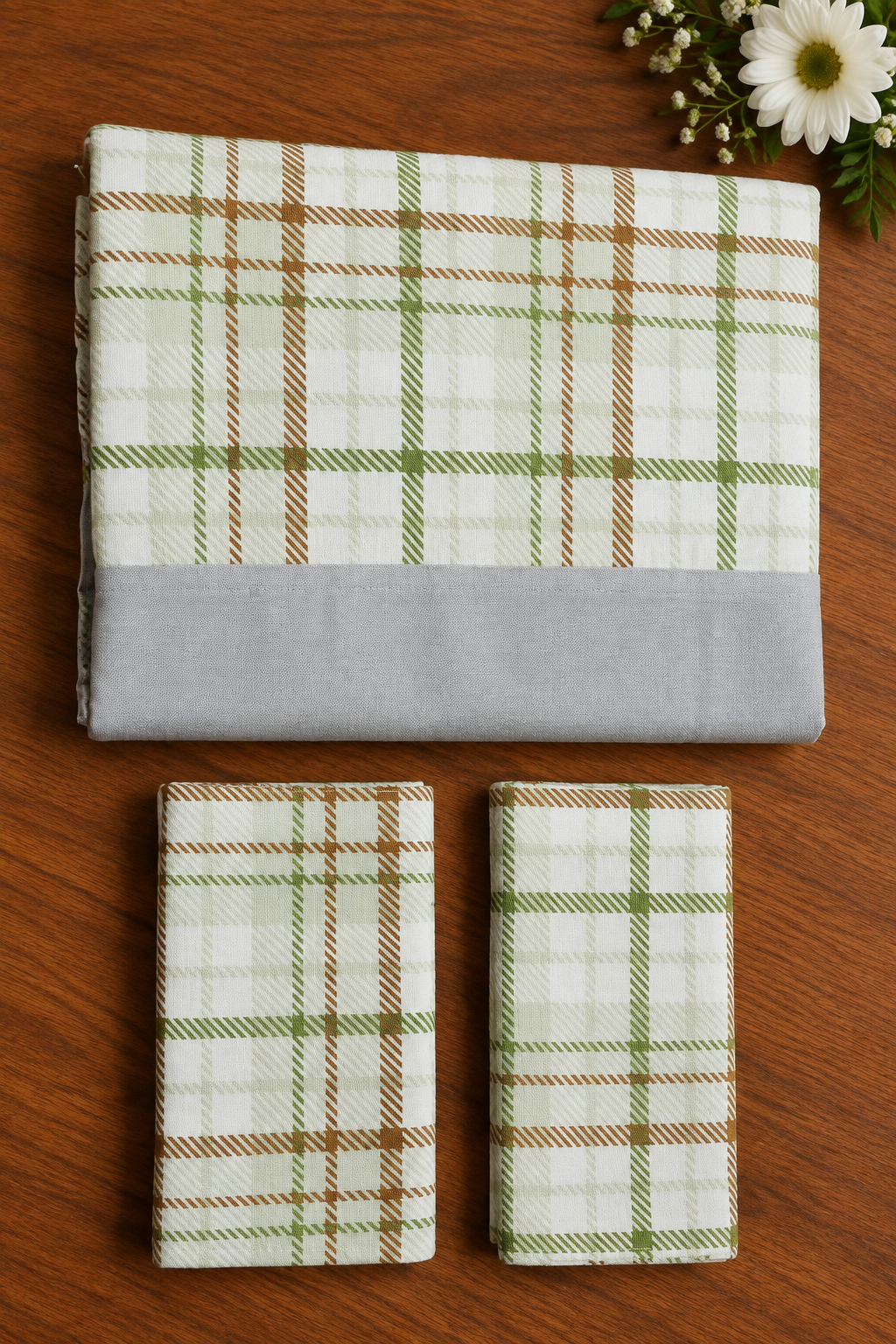 Bedsheets - King daily use border bedsheets