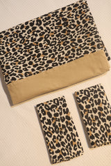 Bedsheets-Queen daily use border bedsheets