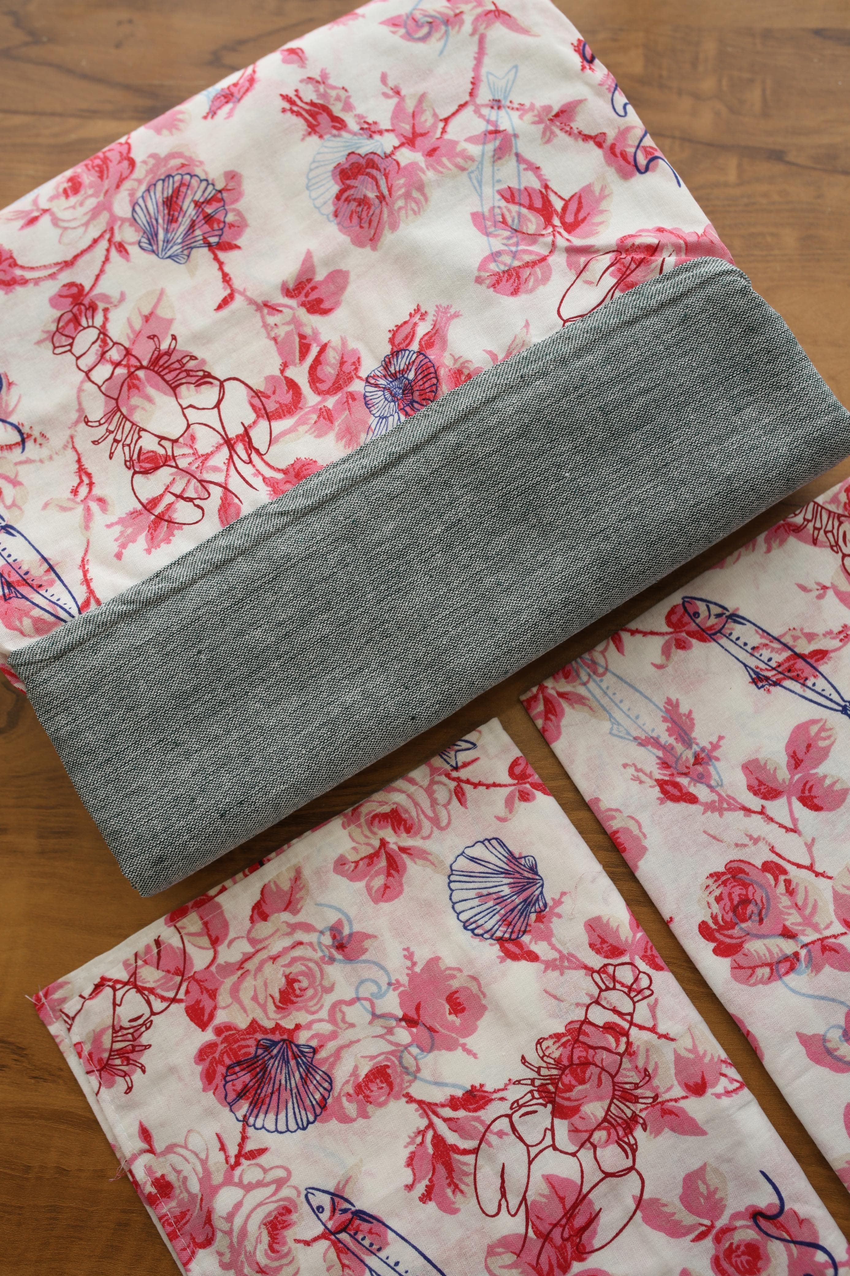 Bedsheets - King daily use border bedsheets
