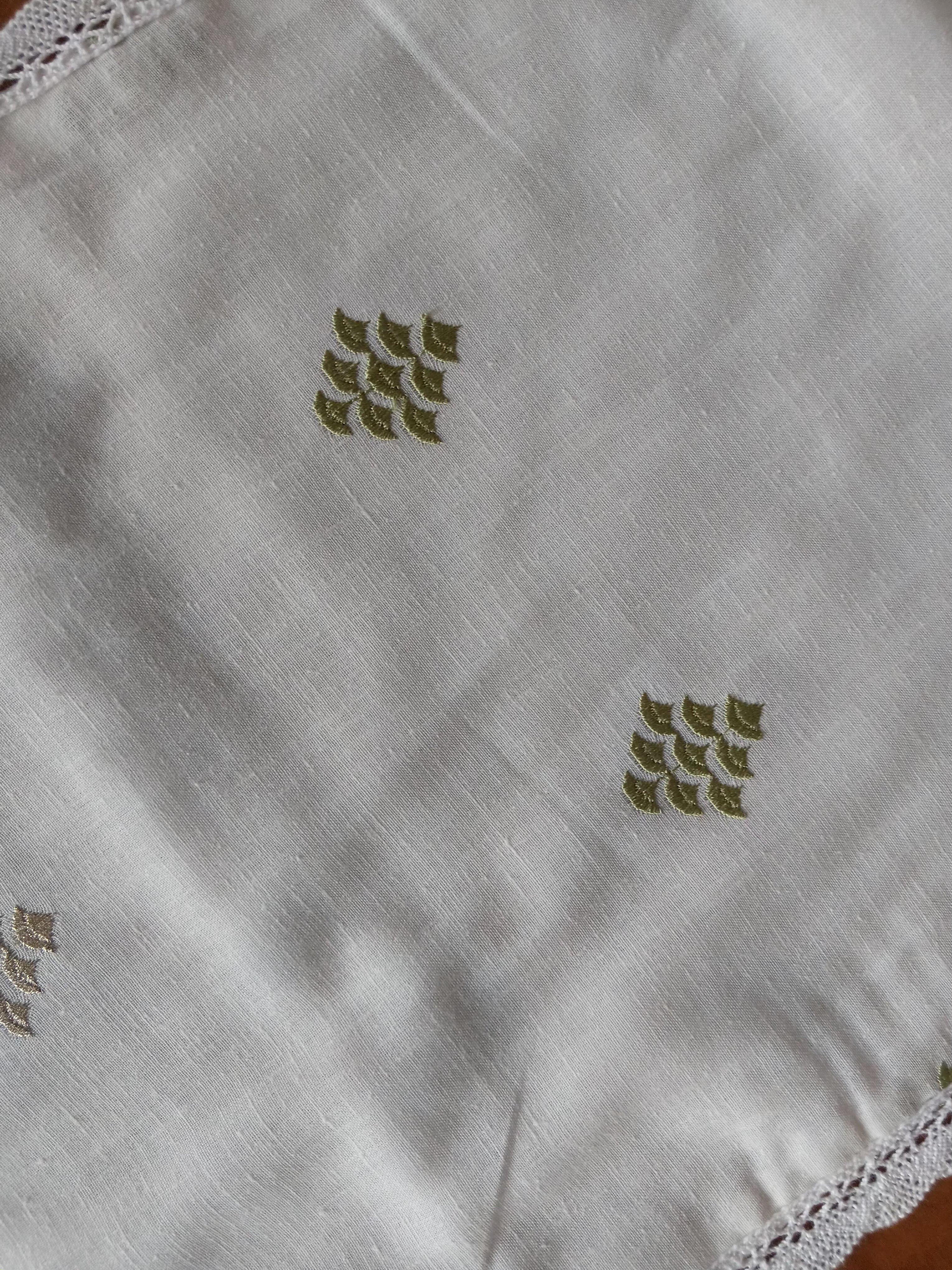 Table Runners - 6 seater (Embroidery)