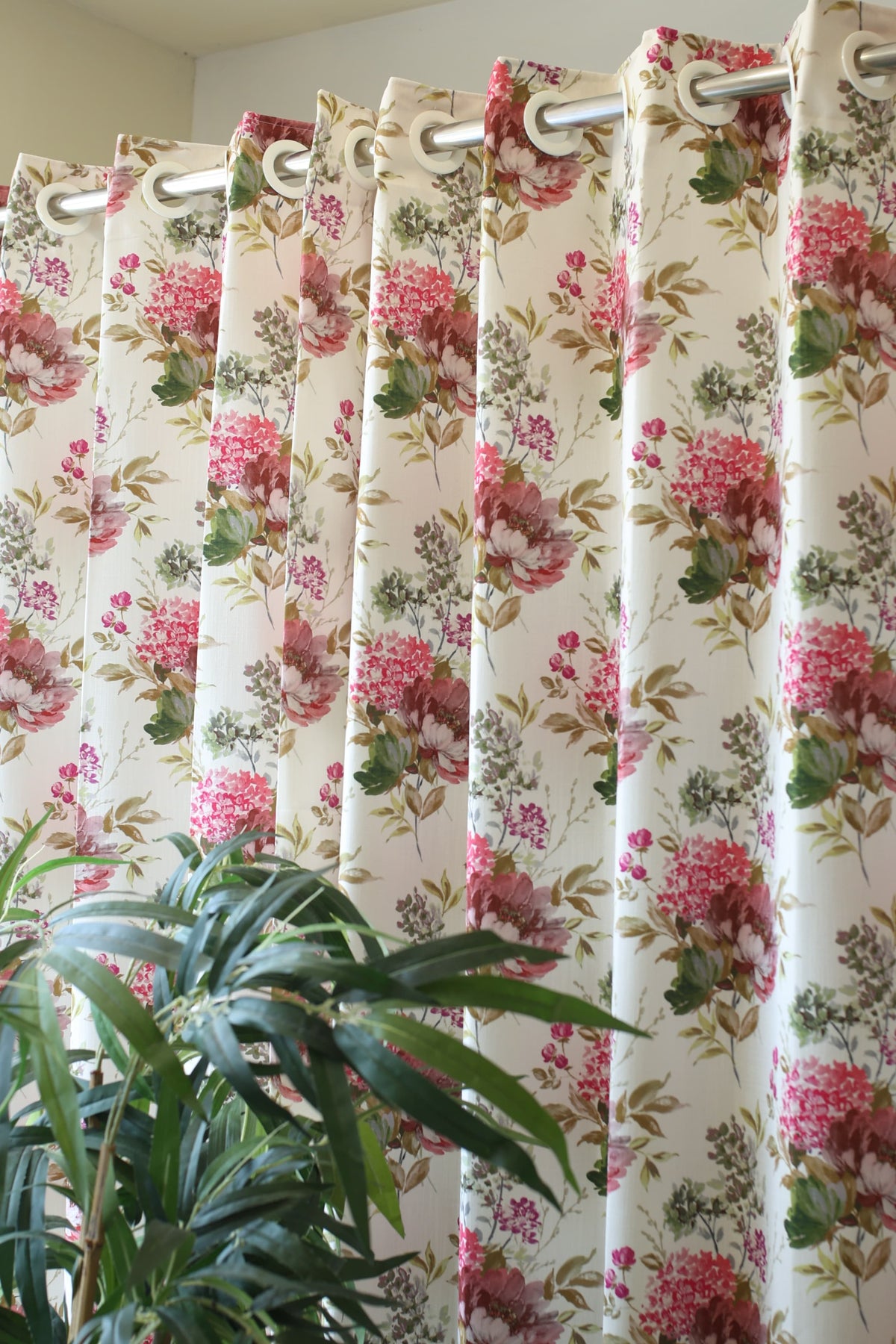 Curtains - Premium elegant floral Opaque curtains