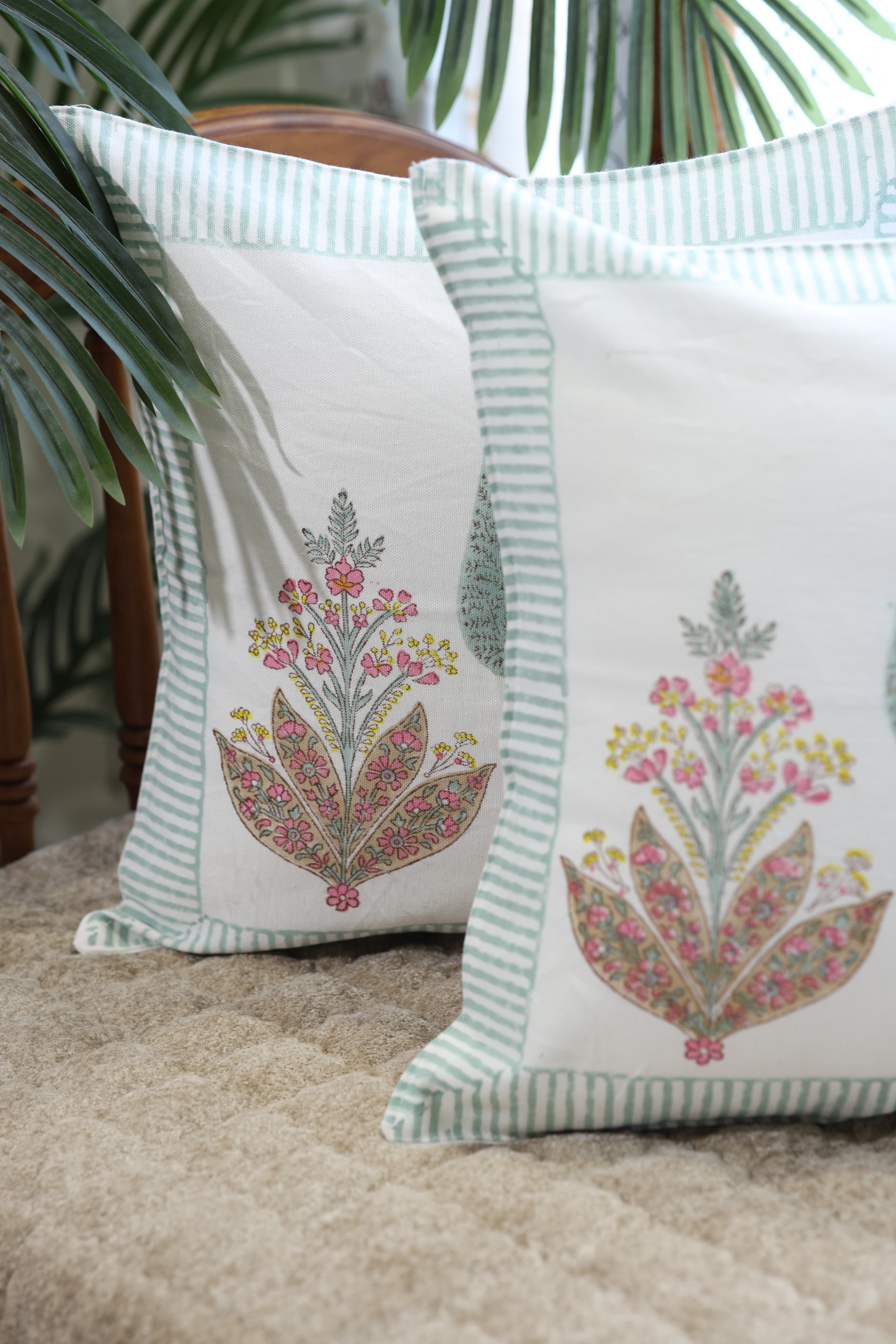 Handblock cushion cover 16×16 inches