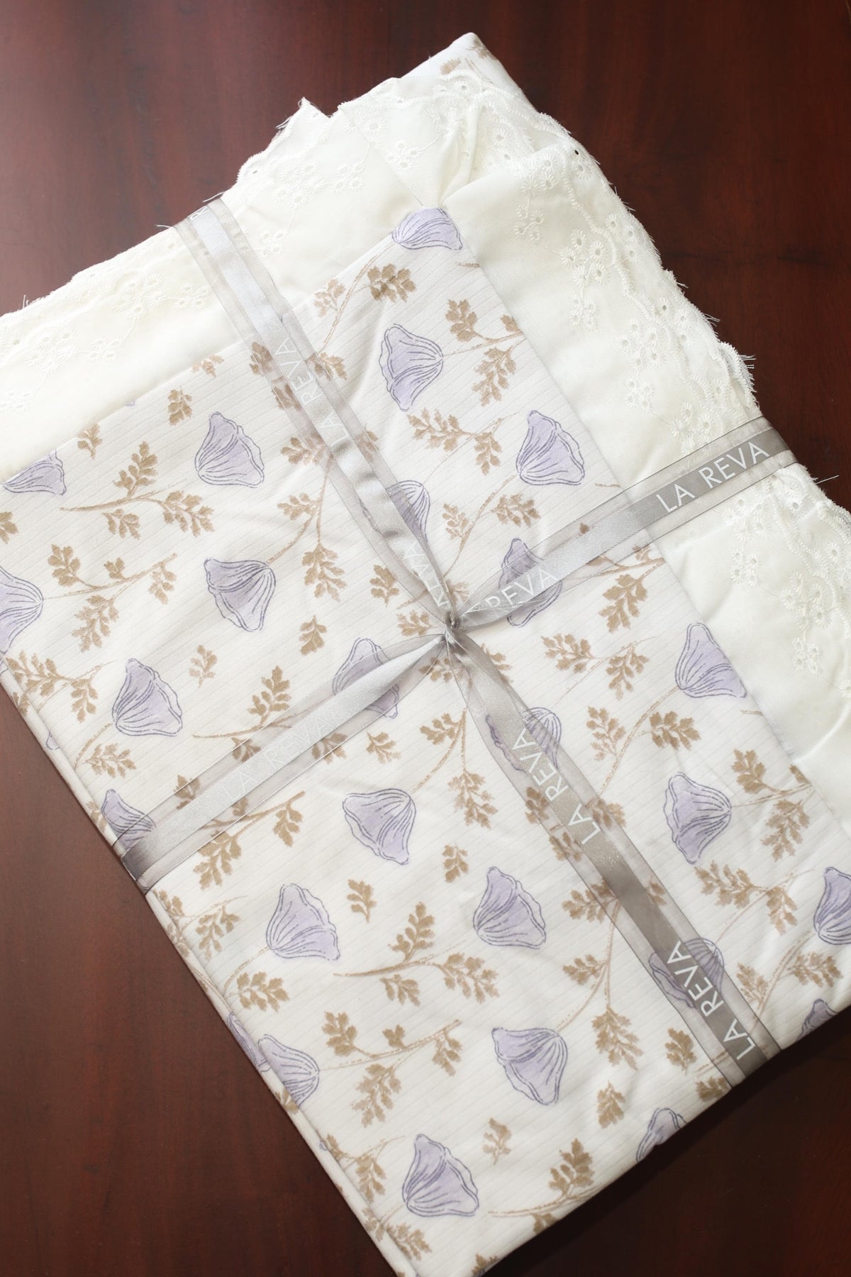 Bedsheets - King soft cotton lace bedsheets majestic Reva
