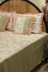 Bedsheets - Premium king floral printed lace bedsheet with cushion covers bud