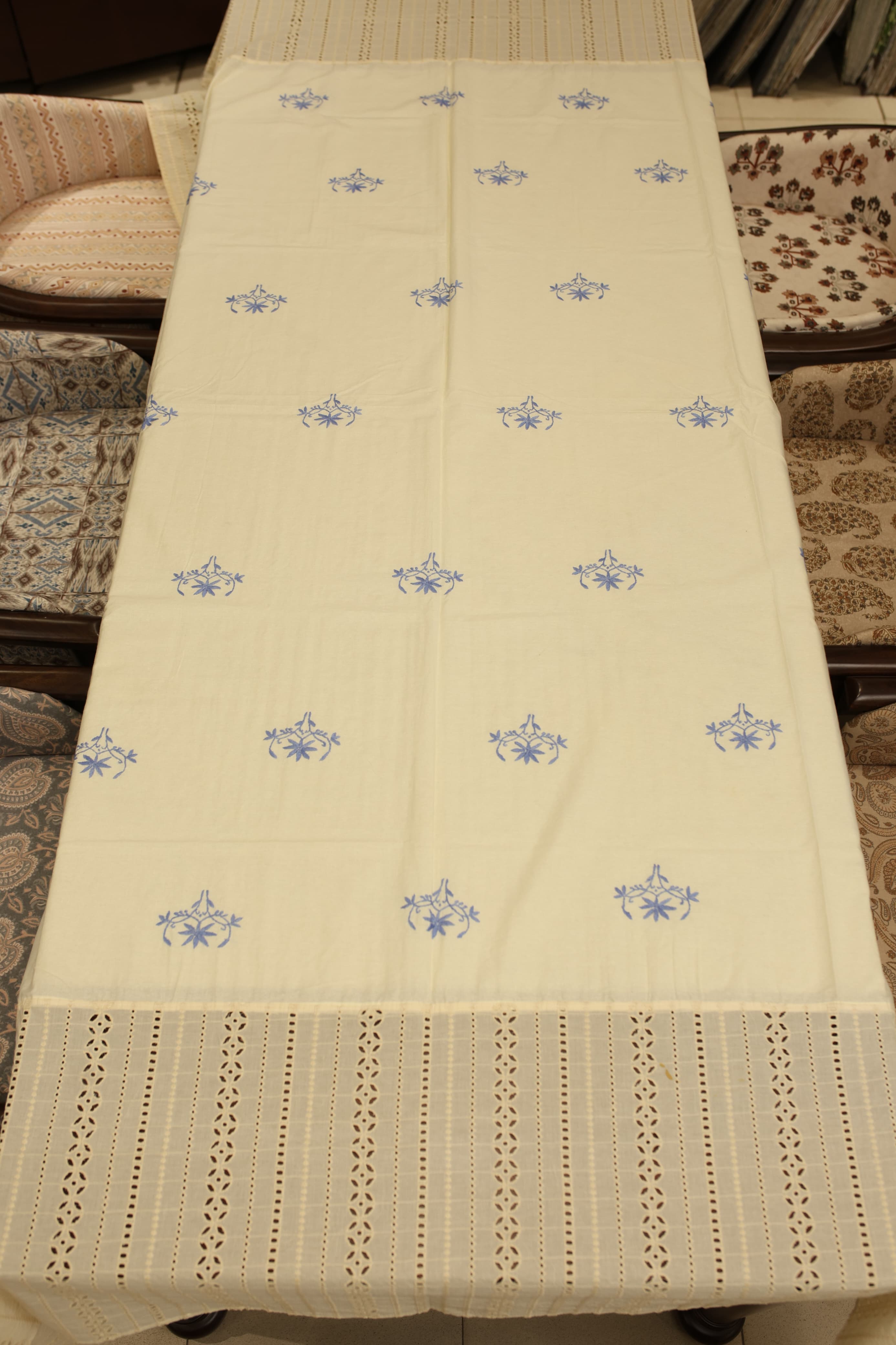 Table cloth - 8 seater hand embroidery