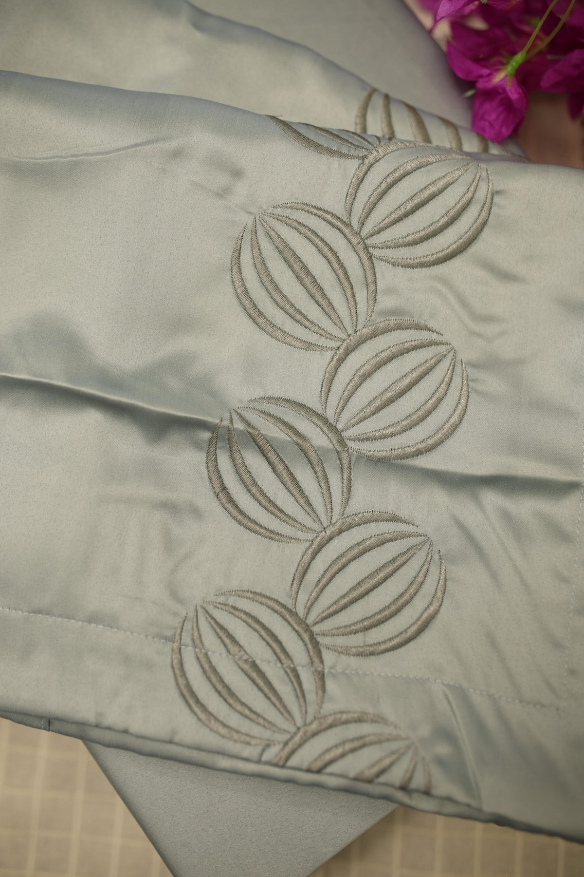 Bedsheets - Essential Queen size bedsheet