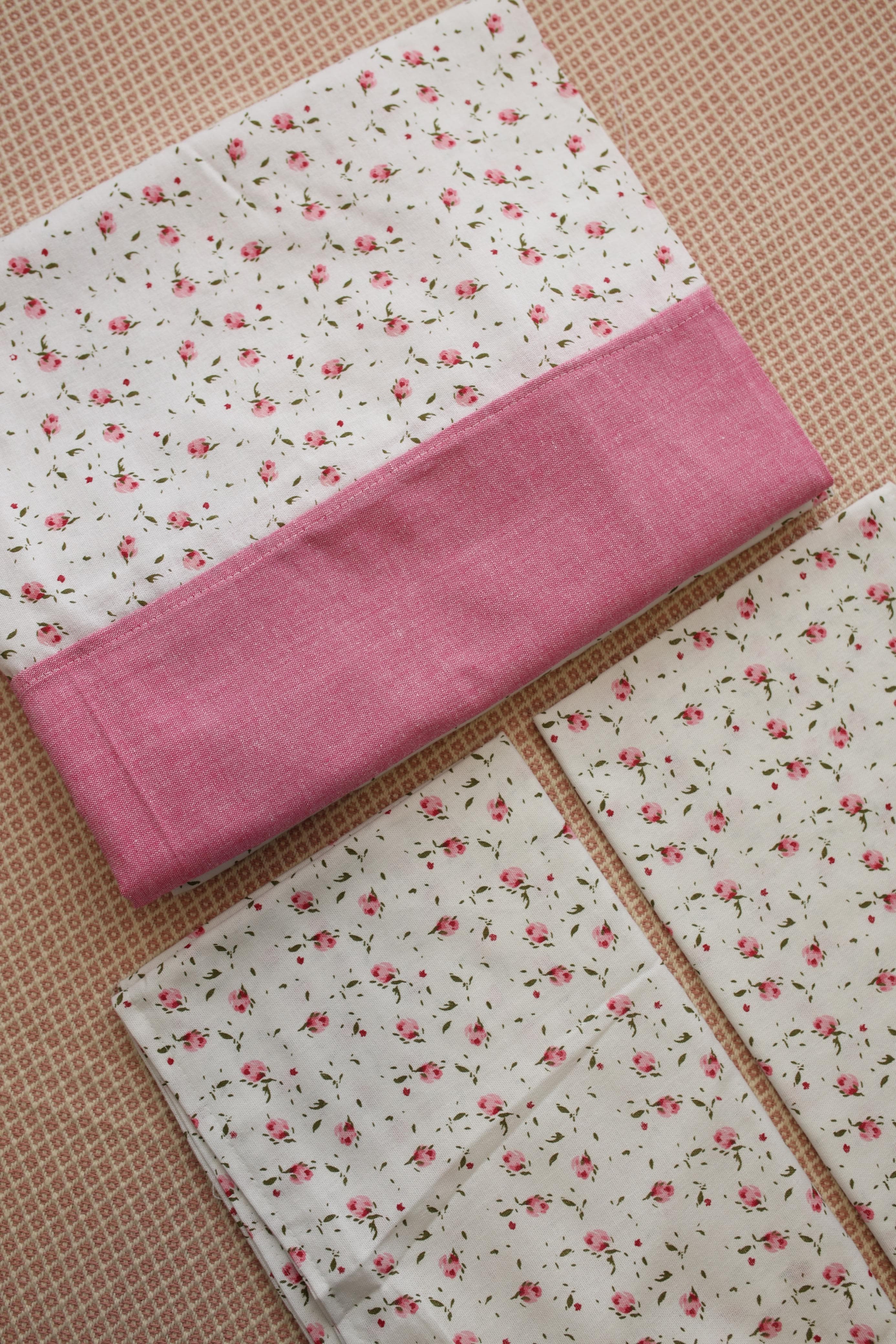 Bedsheets - Queen daily use border bedsheets