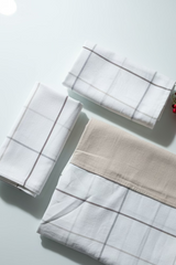 Bedsheets-Queen daily use border bedsheets