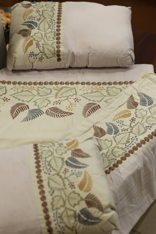 Full bedding set - King Premium embroidery 5 pcs set