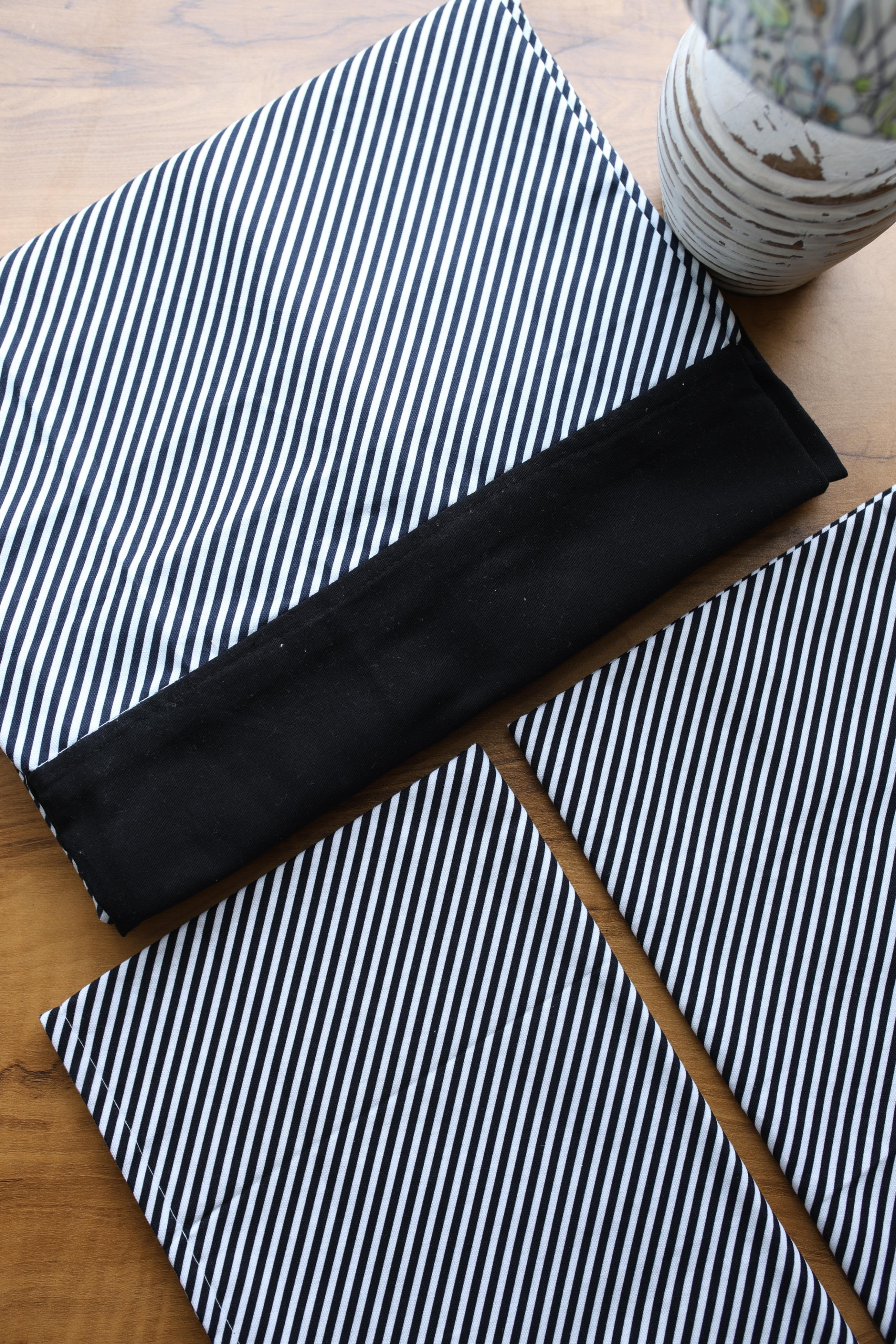 Bedsheets - Single daily use border bedsheets