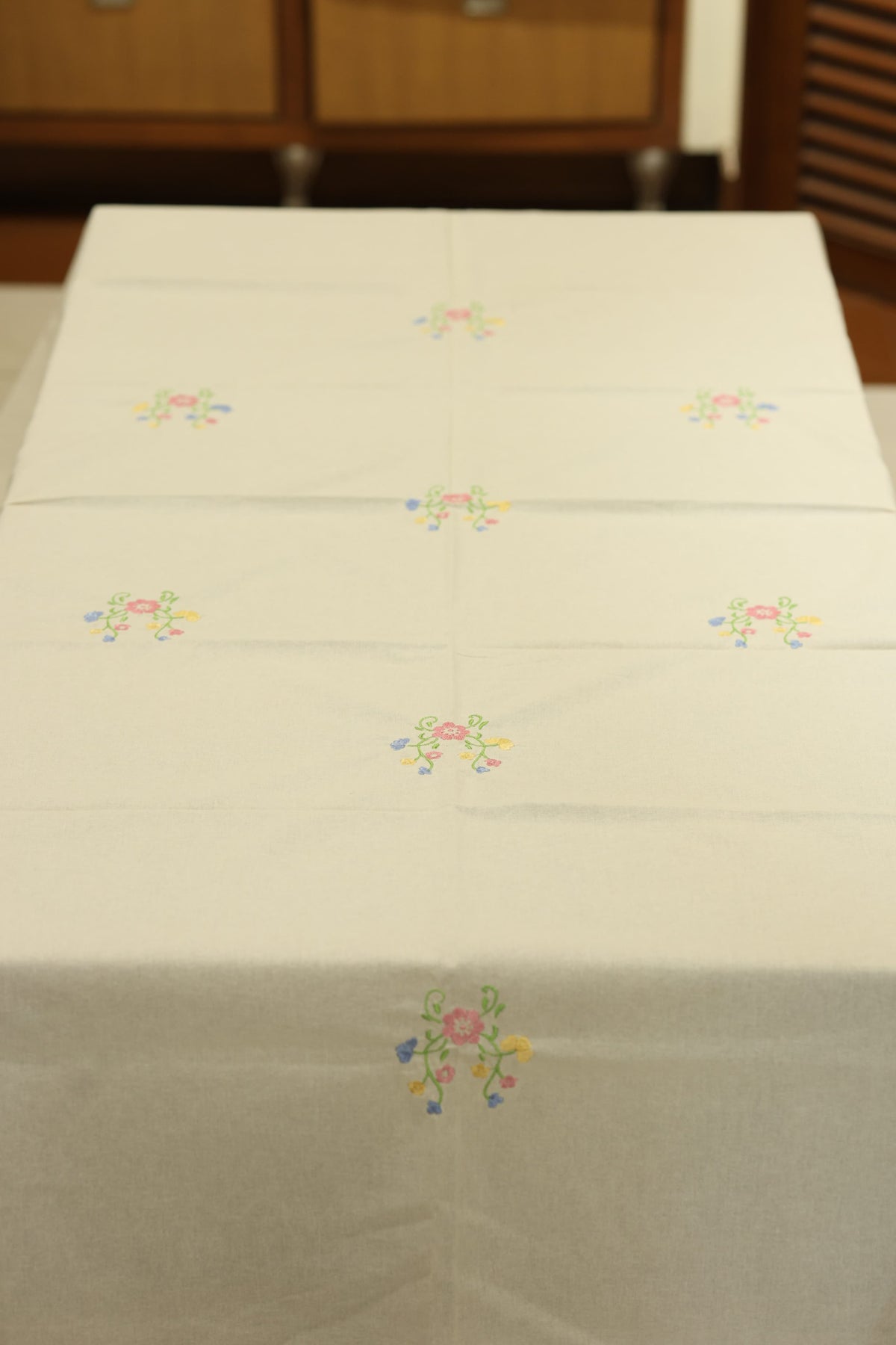 Table cloth - 6 seater cross stitch embroidery