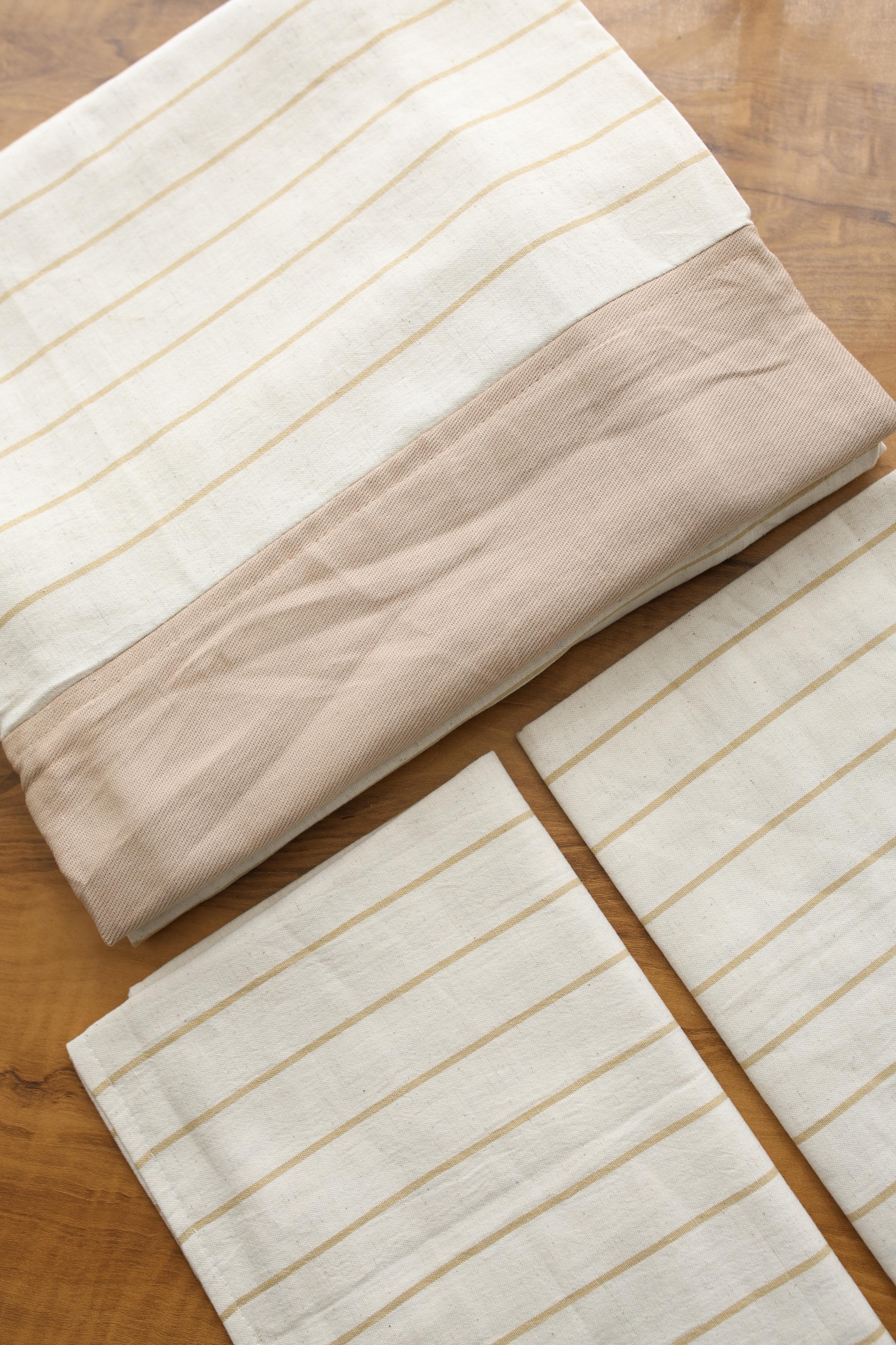 Bedsheets - Queen daily use border bedsheets