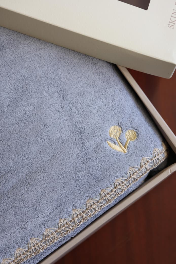 Embroidered & Patterned Premium Bath Towel