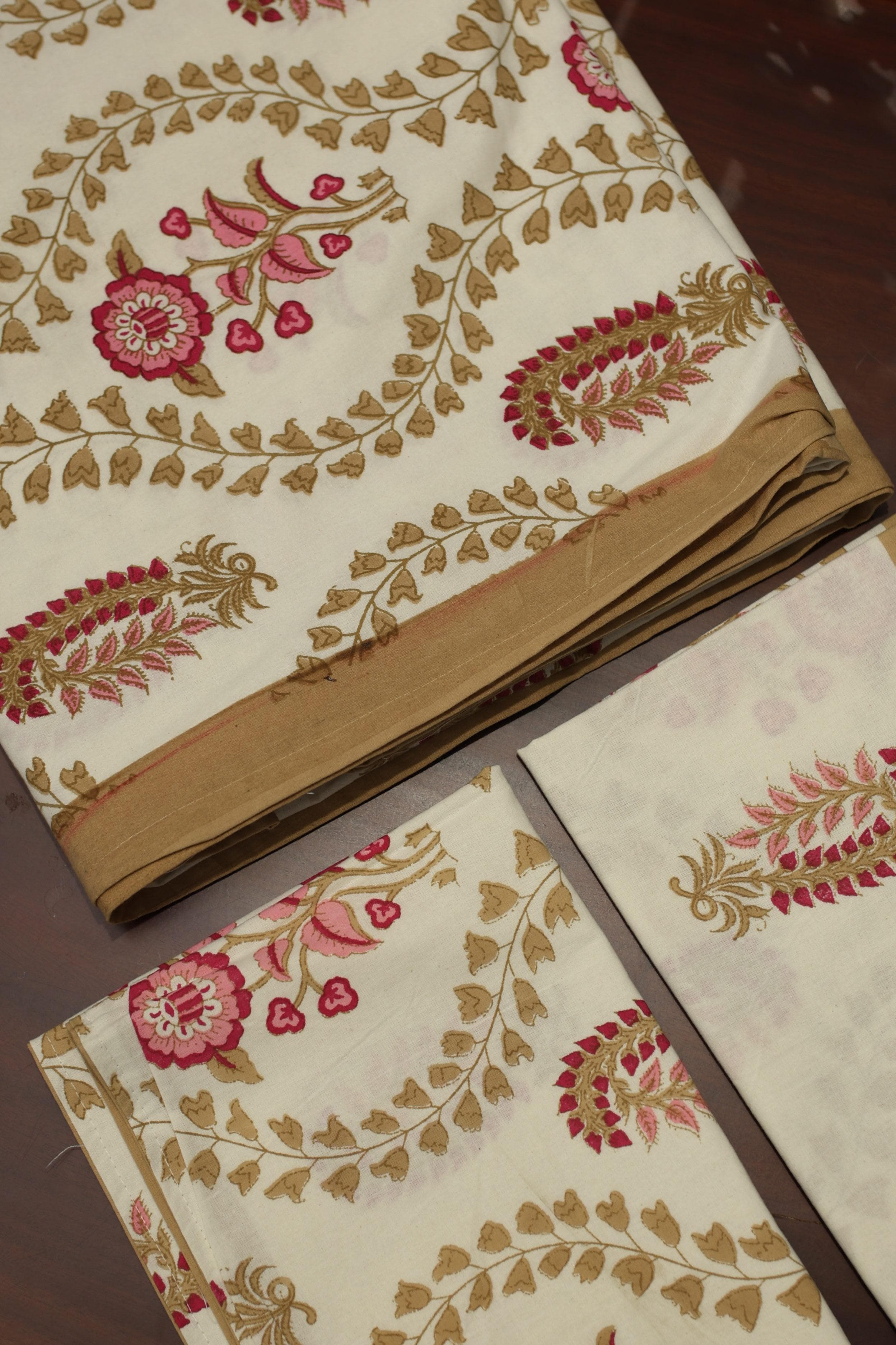 Bedsheets - Queen handblock rajwada print bedsheets