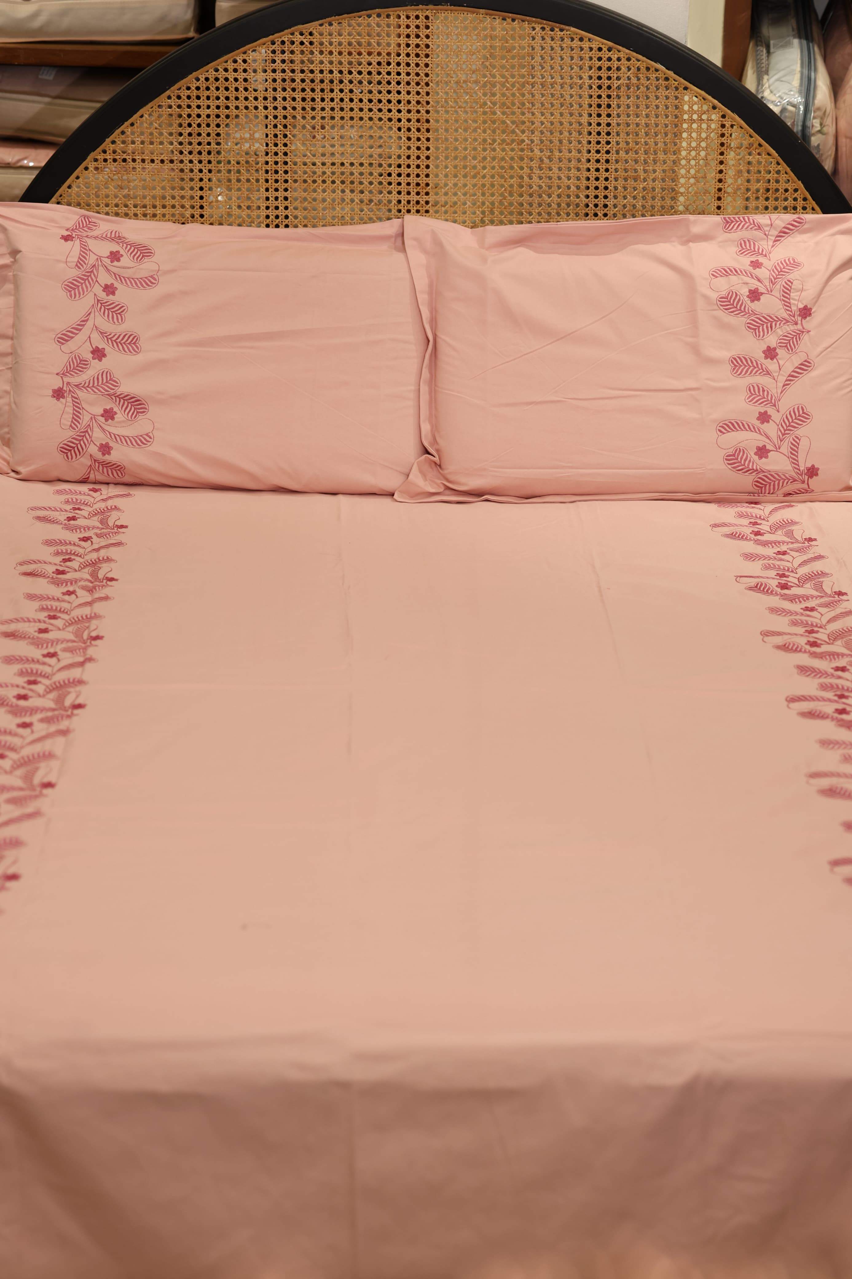Elegant Embroidery Queen Bedsheet Set MEQ