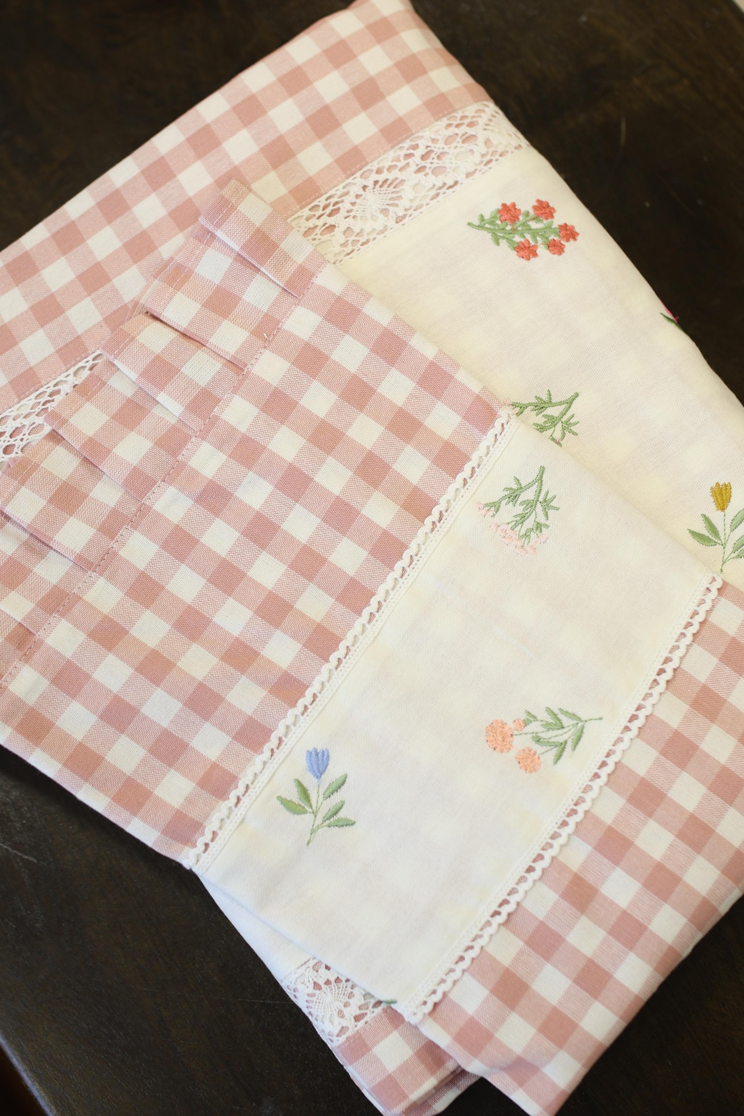 Bedsheets - King Premium check floral embroidery bedsheet
