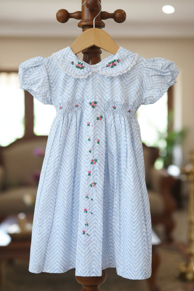 Kids smocked dress 2-3 years