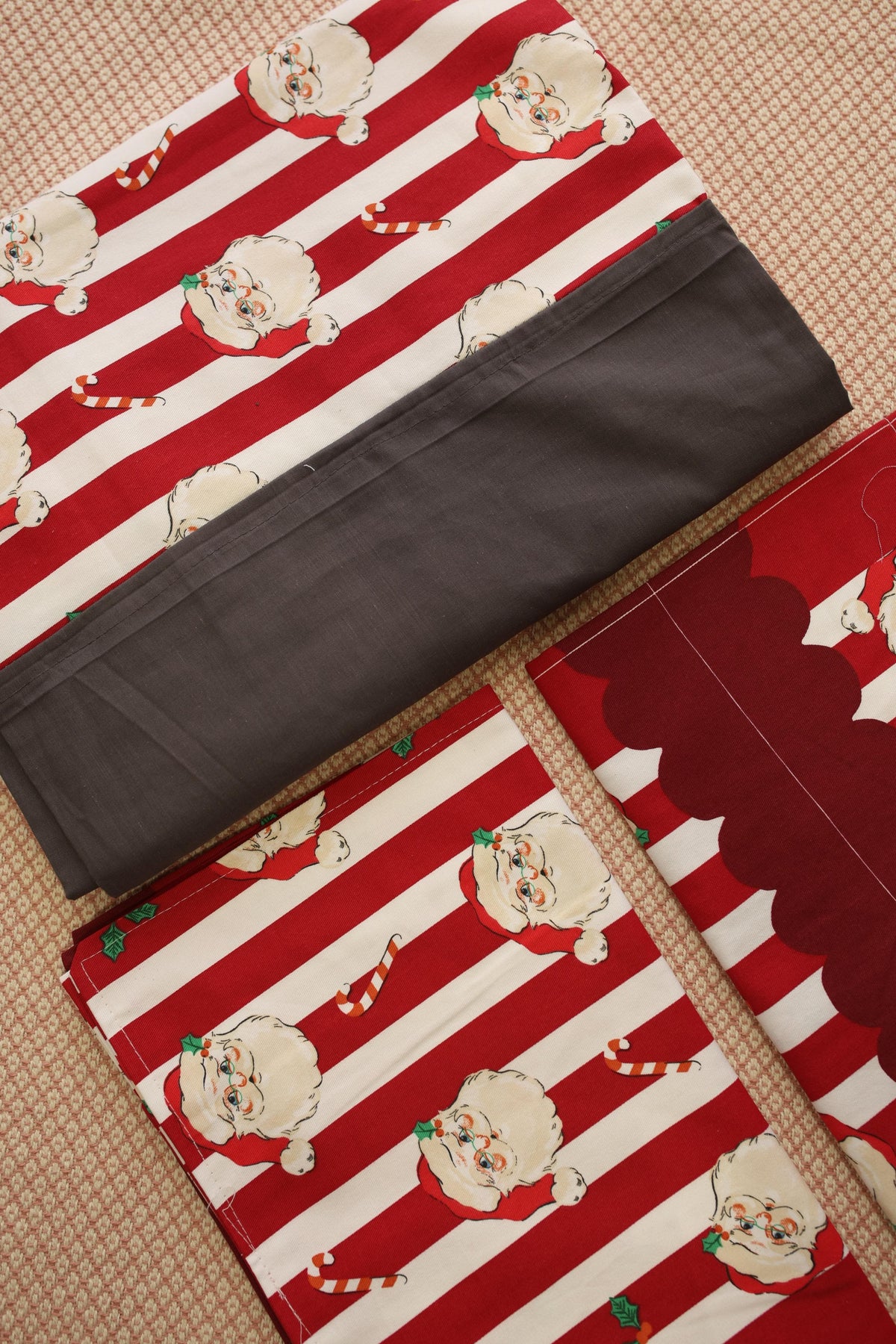 Bedsheets - Queen daily use border bedsheets