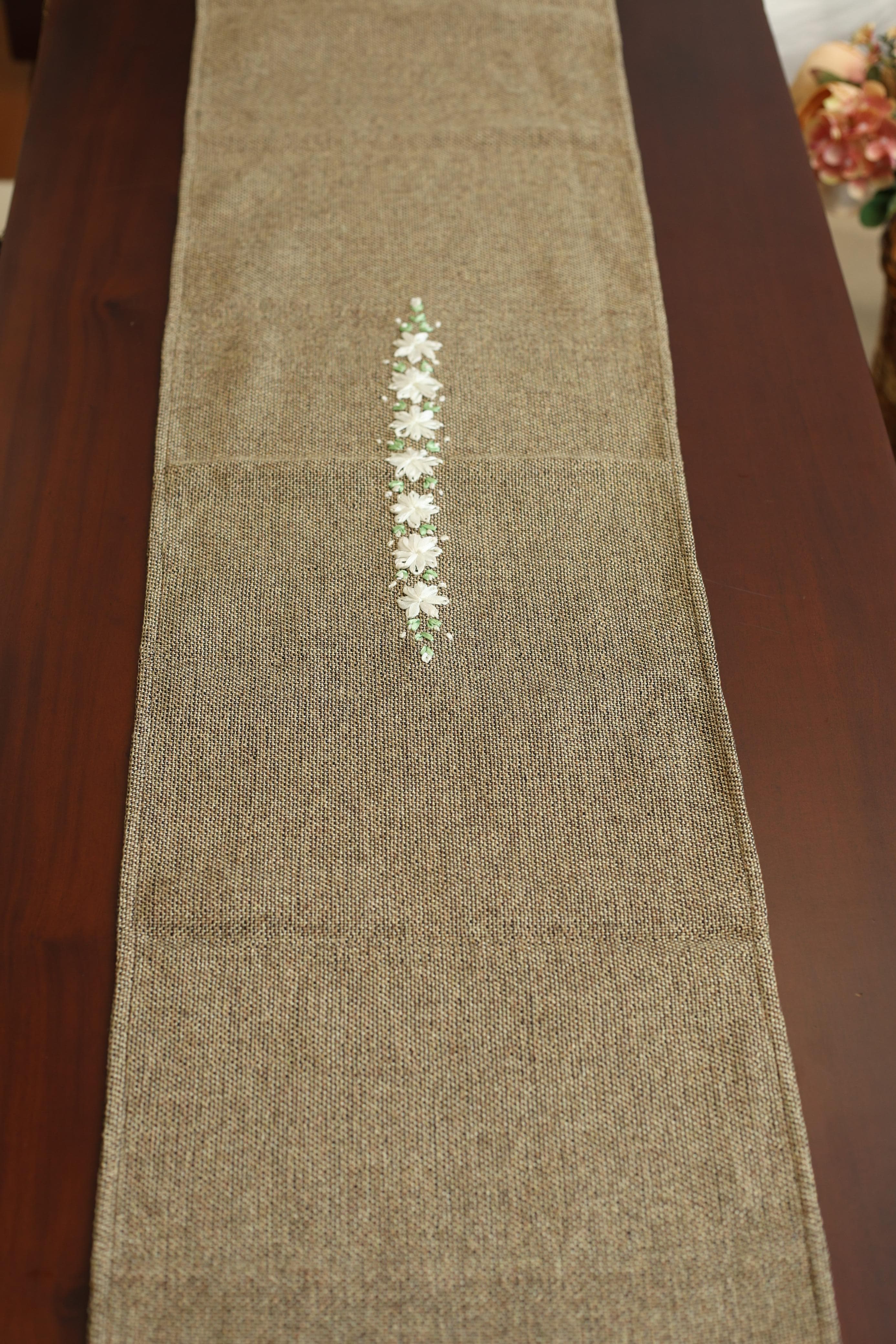 Table runner-4 Seater Ribbon embroidery