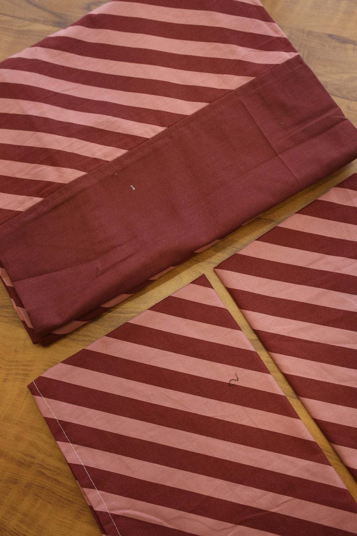 Bedsheets - Queen daily use border bedsheets