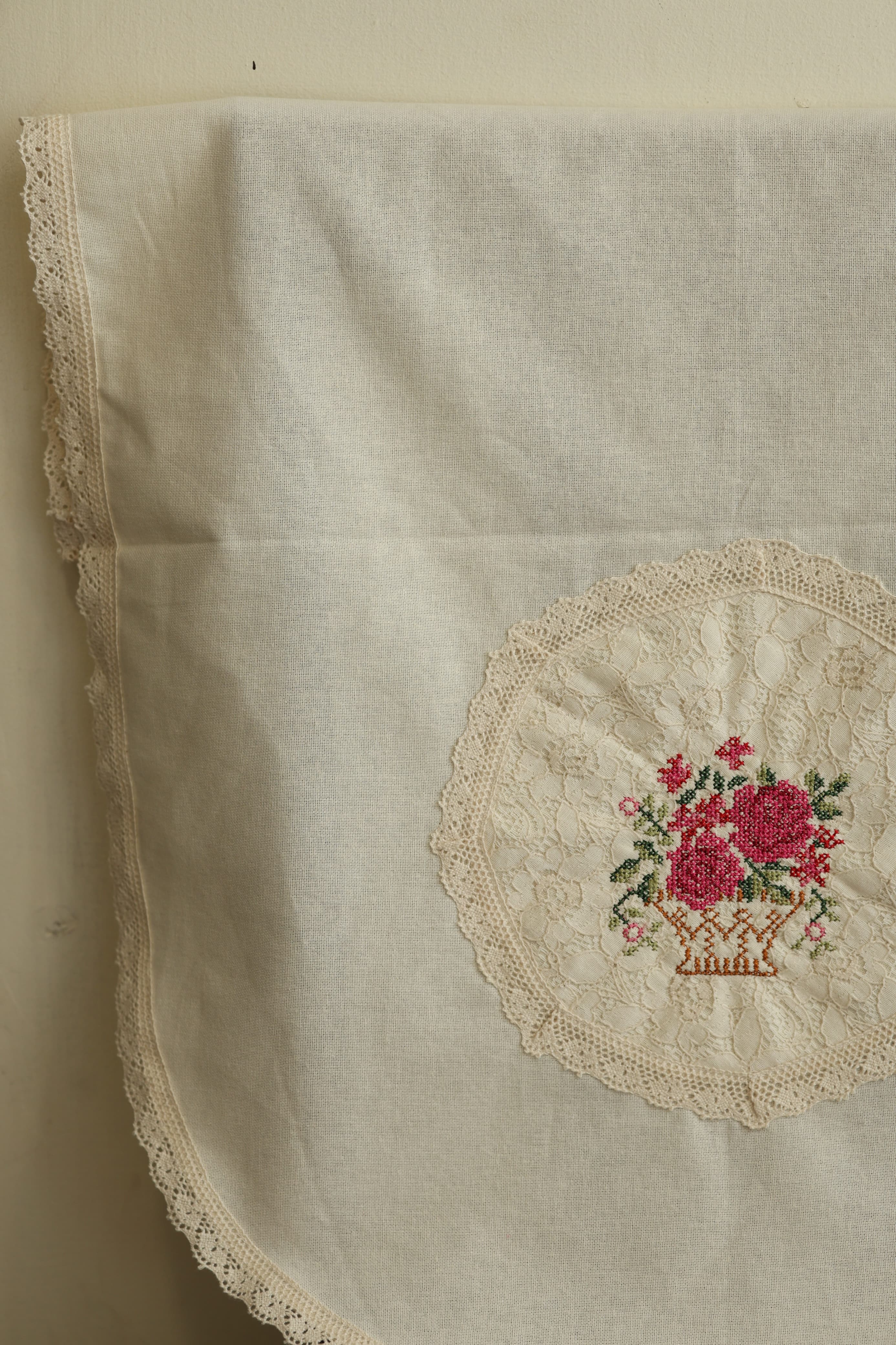 Chair back / sofa back - cross stitch embroidery 5 seater Cottage Rose Collection
