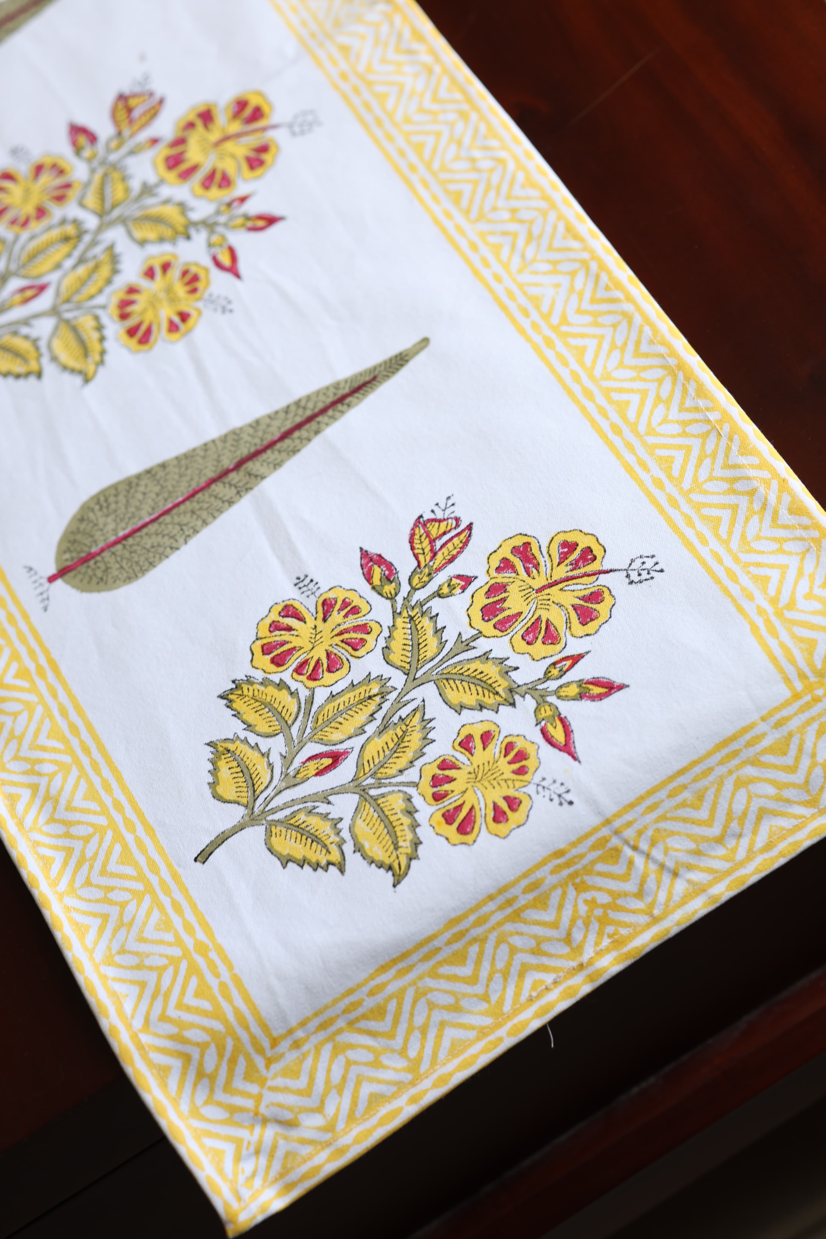 TABLE SET